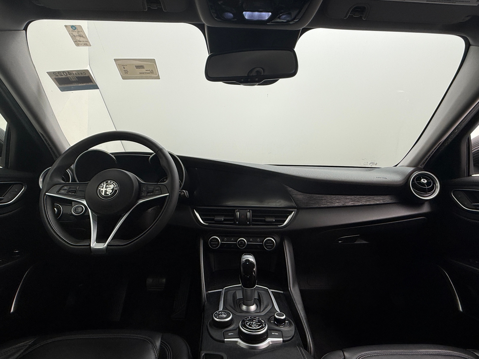 Thumbnail: 2019 Alfa Romeo Giulia - 2