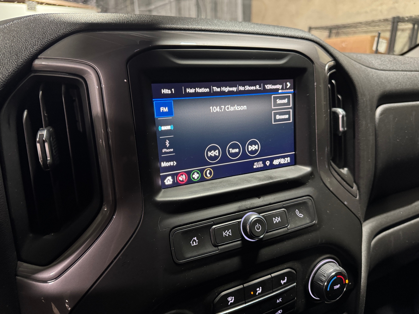 Thumbnail: 2022 Chevrolet Silverado 1500 - 4