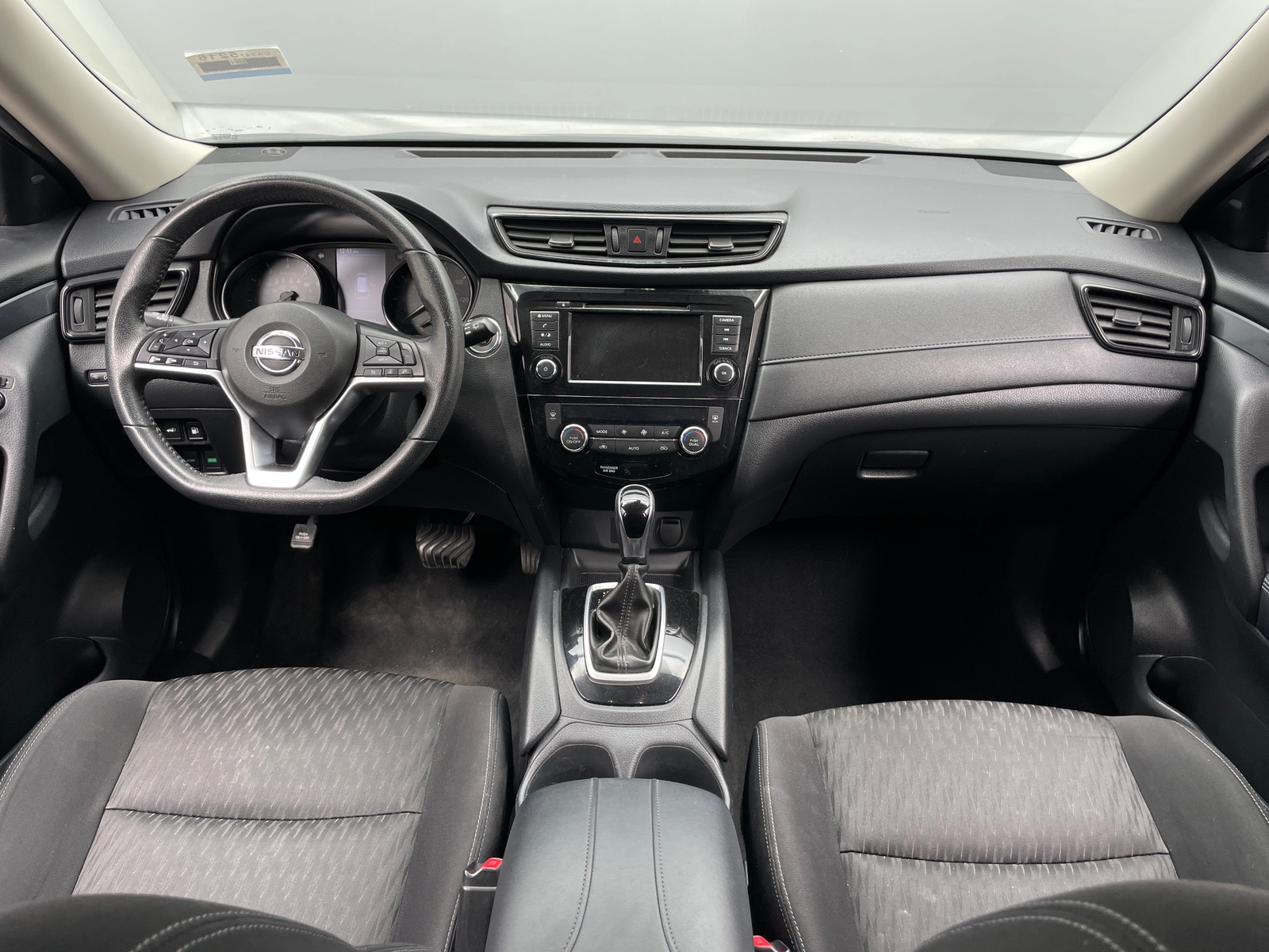 Thumbnail: 2020 Nissan Rogue - 3