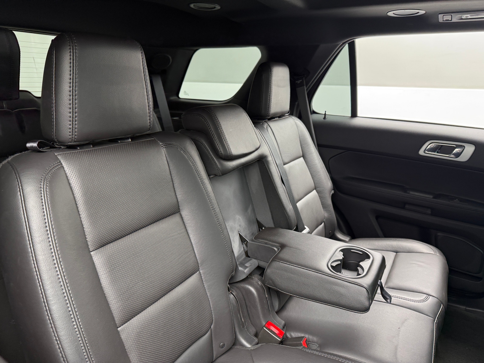 Thumbnail: 2015 Ford Explorer - 5