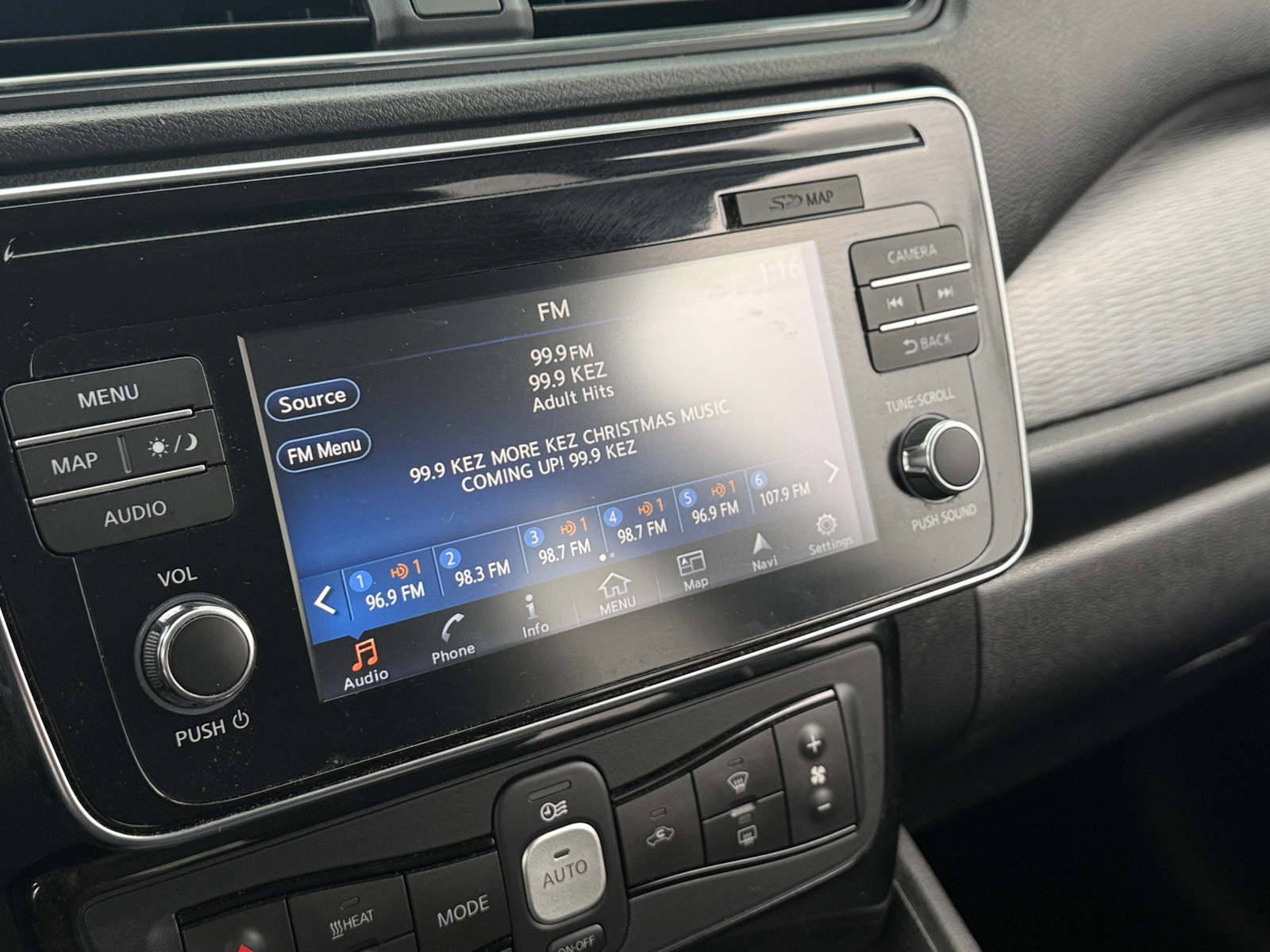 Thumbnail: 2019 Nissan Leaf - 4