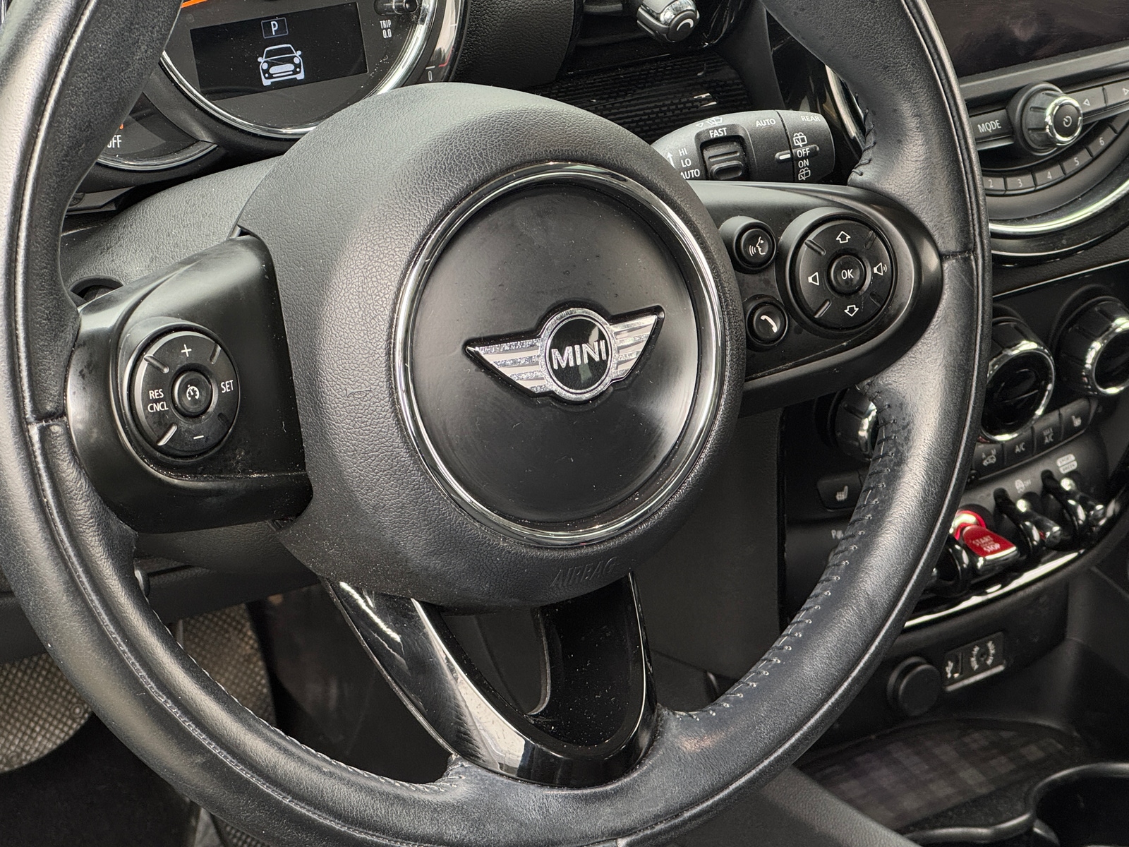 Thumbnail: 2018 MINI Cooper Clubman - 4