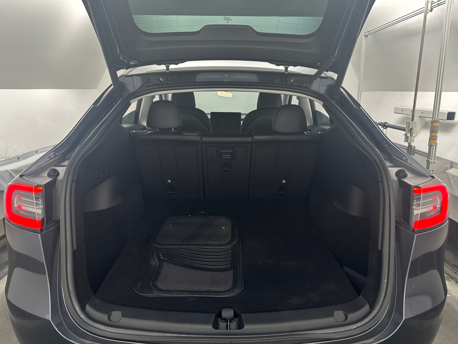 Thumbnail: 2022 Tesla Model Y - 6