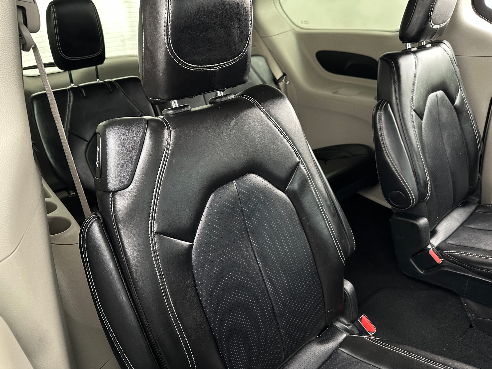 Thumbnail: 2024 Chrysler Pacifica - 5