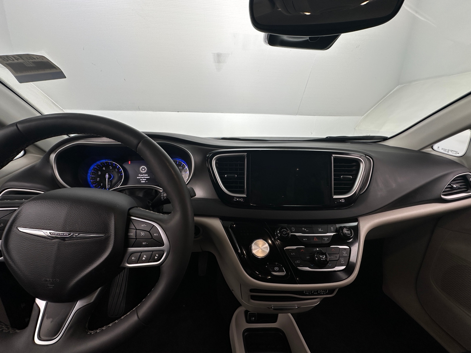 Thumbnail: 2024 Chrysler Pacifica - 2