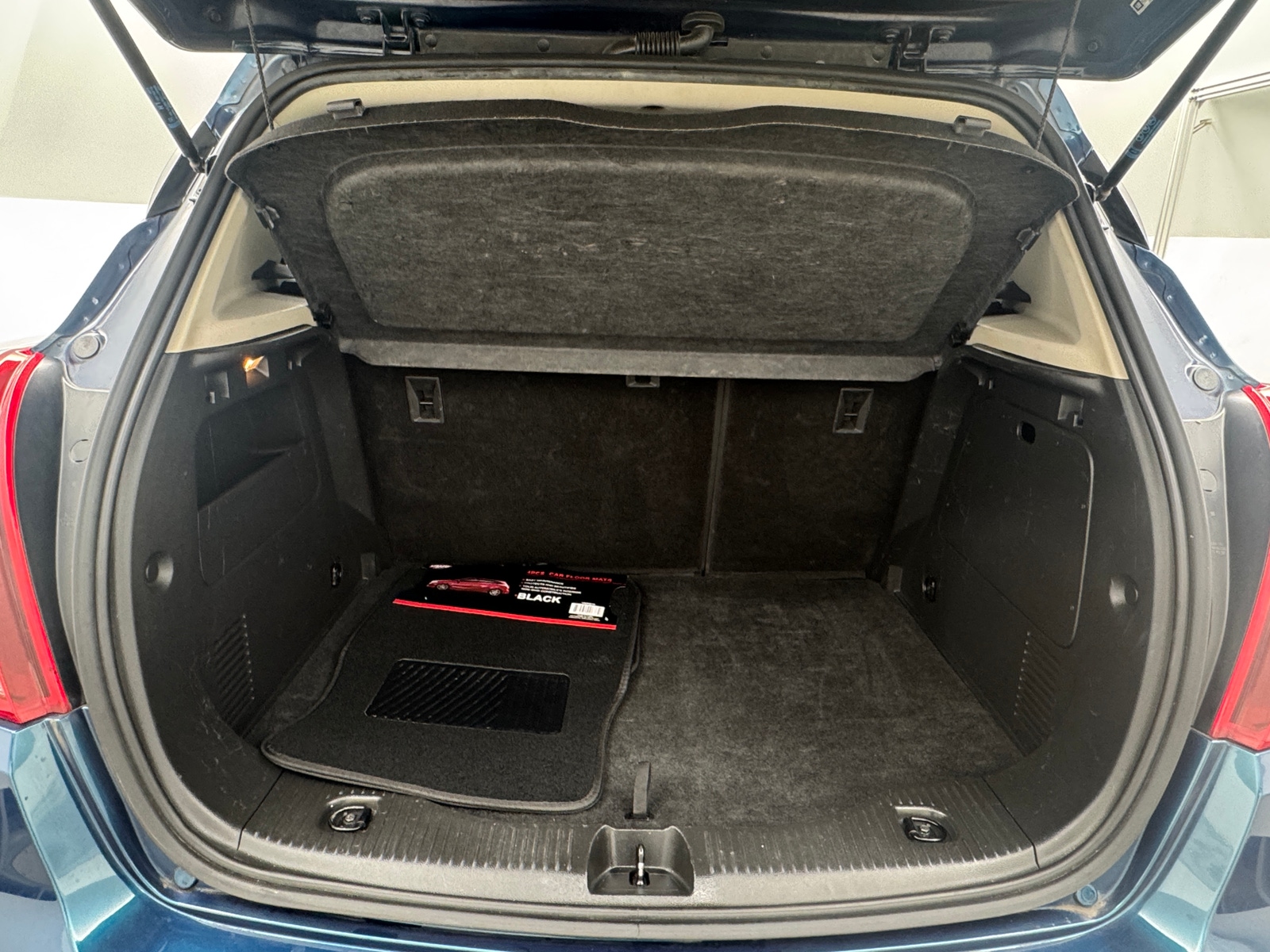 Thumbnail: 2019 Buick Encore - 6