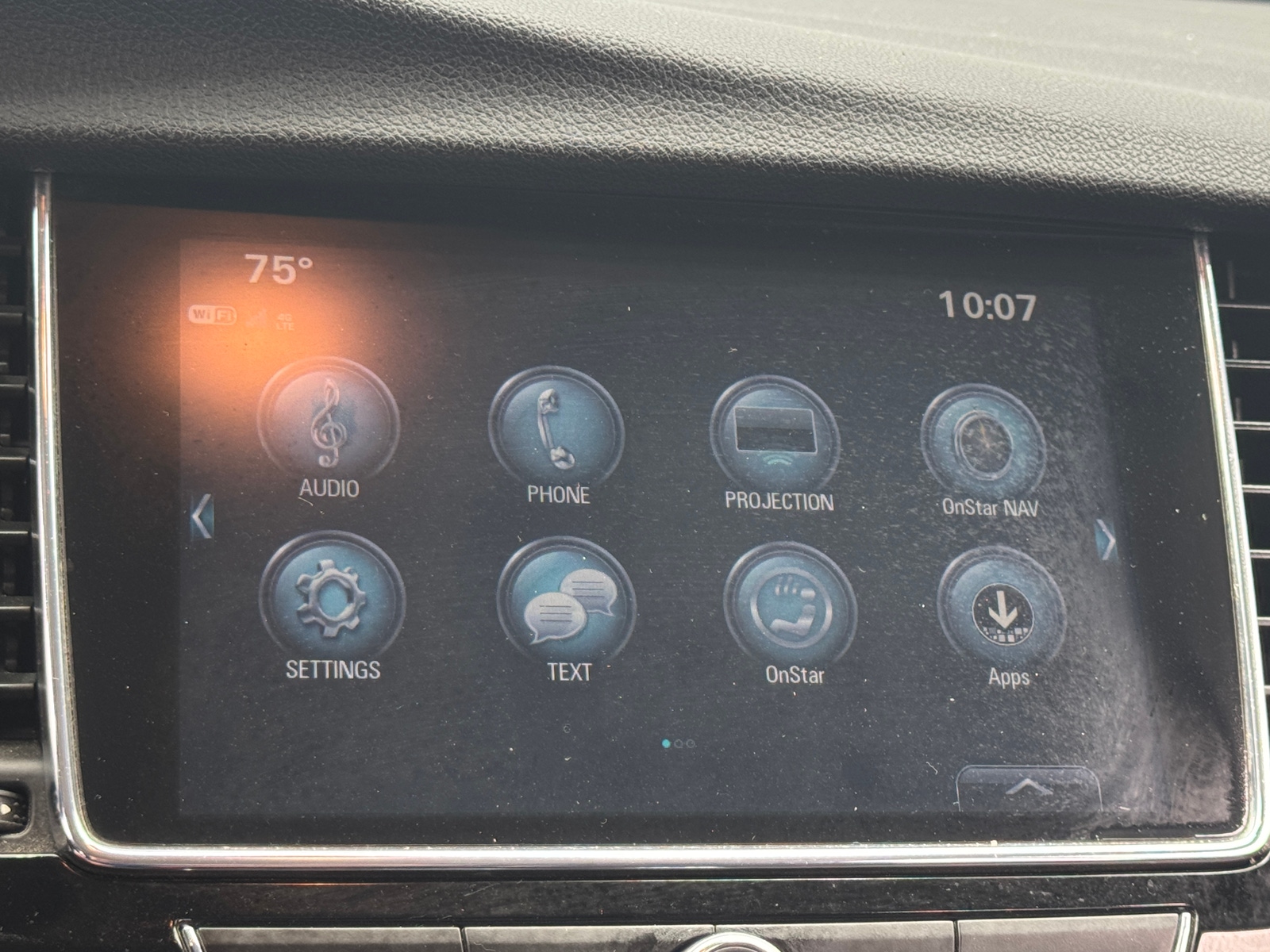 Thumbnail: 2019 Buick Encore - 3