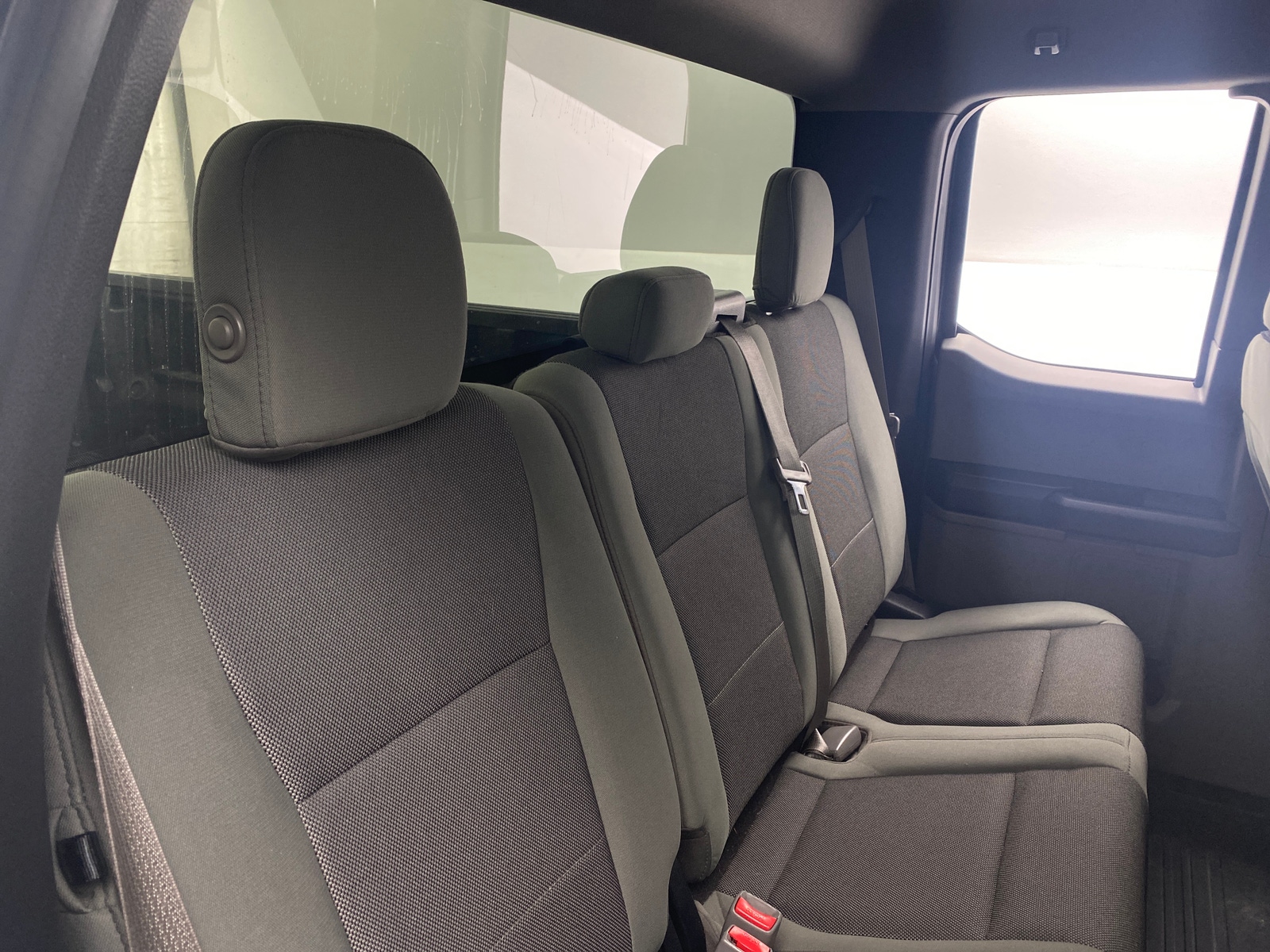 Thumbnail: 2017 Ford Econoline - 6