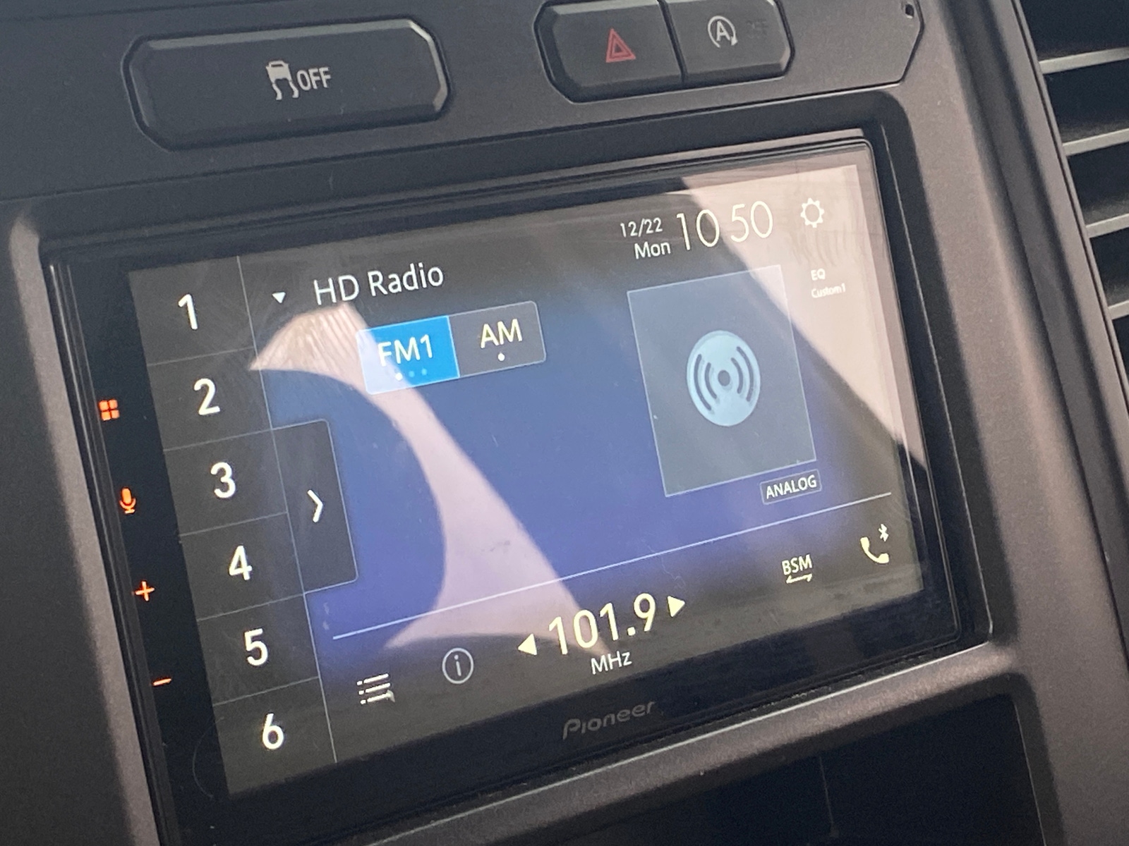 Thumbnail: 2017 Ford Econoline - 4