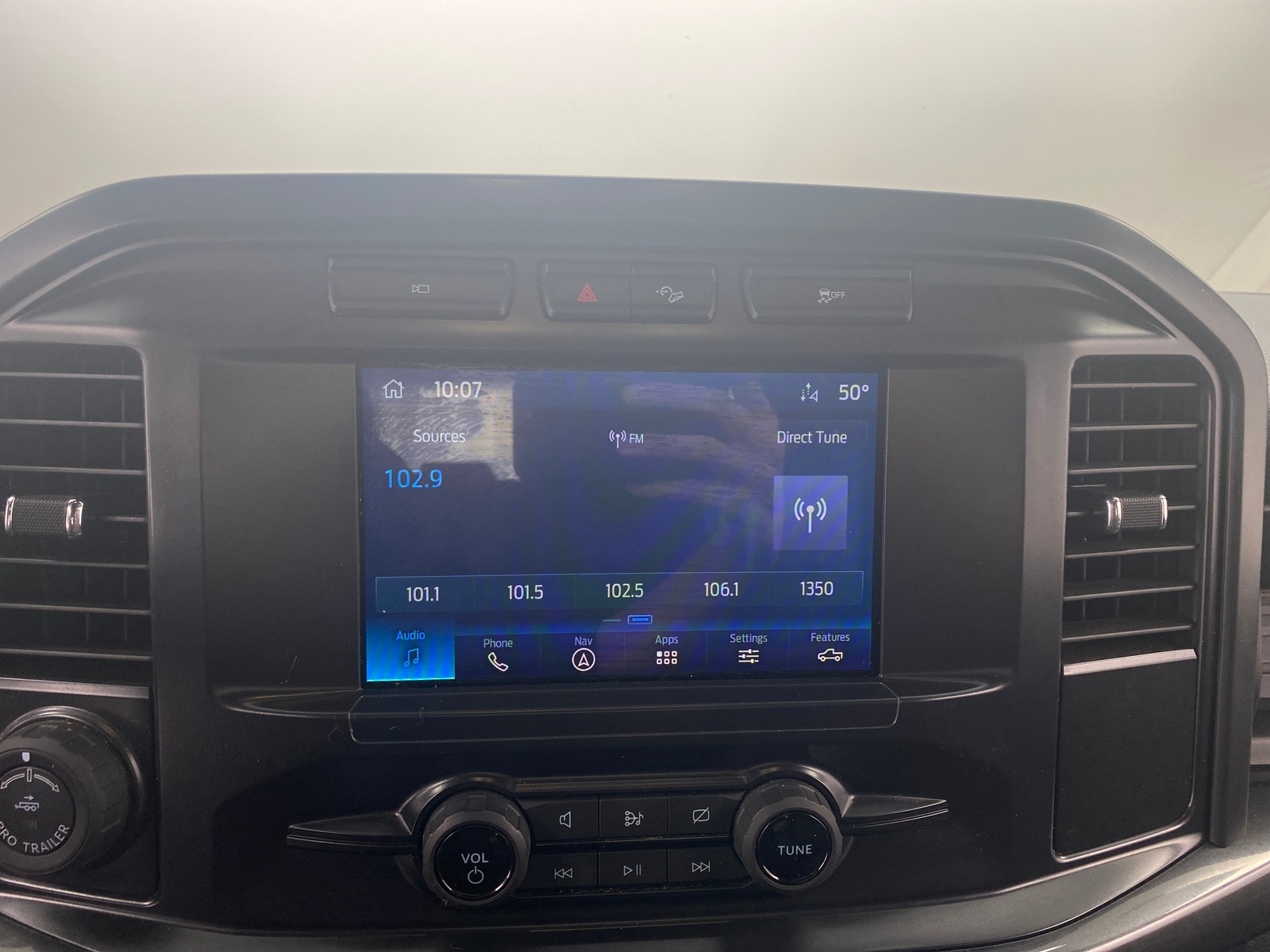 Thumbnail: 2022 Ford Econoline - 4