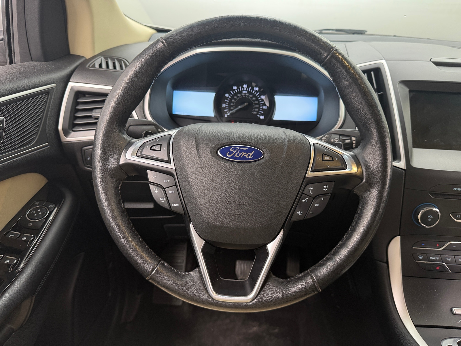 Thumbnail: 2015 Ford Edge - 4