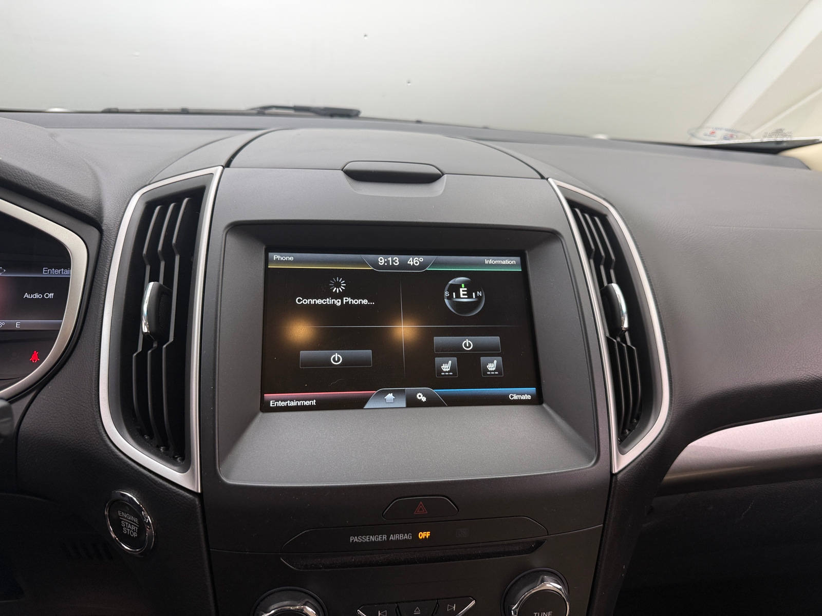 Thumbnail: 2015 Ford Edge - 3