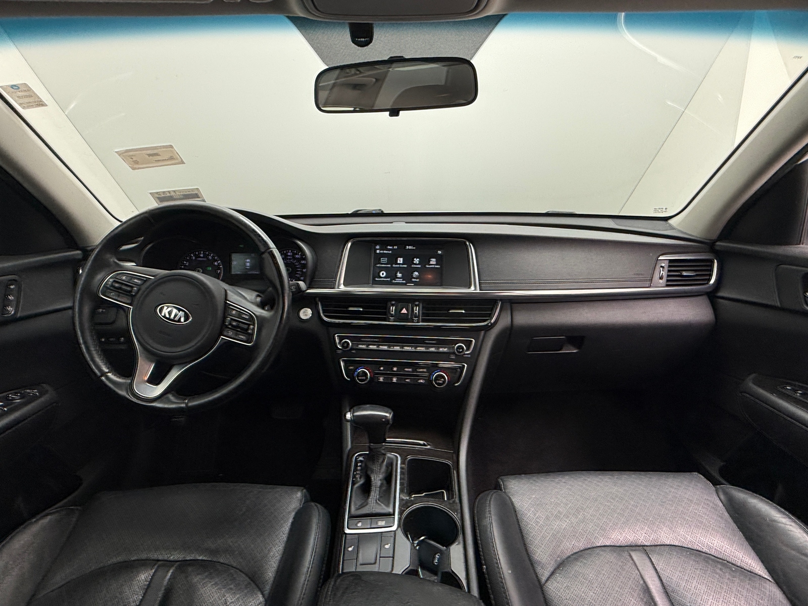 Thumbnail: 2017 Kia Optima - 2