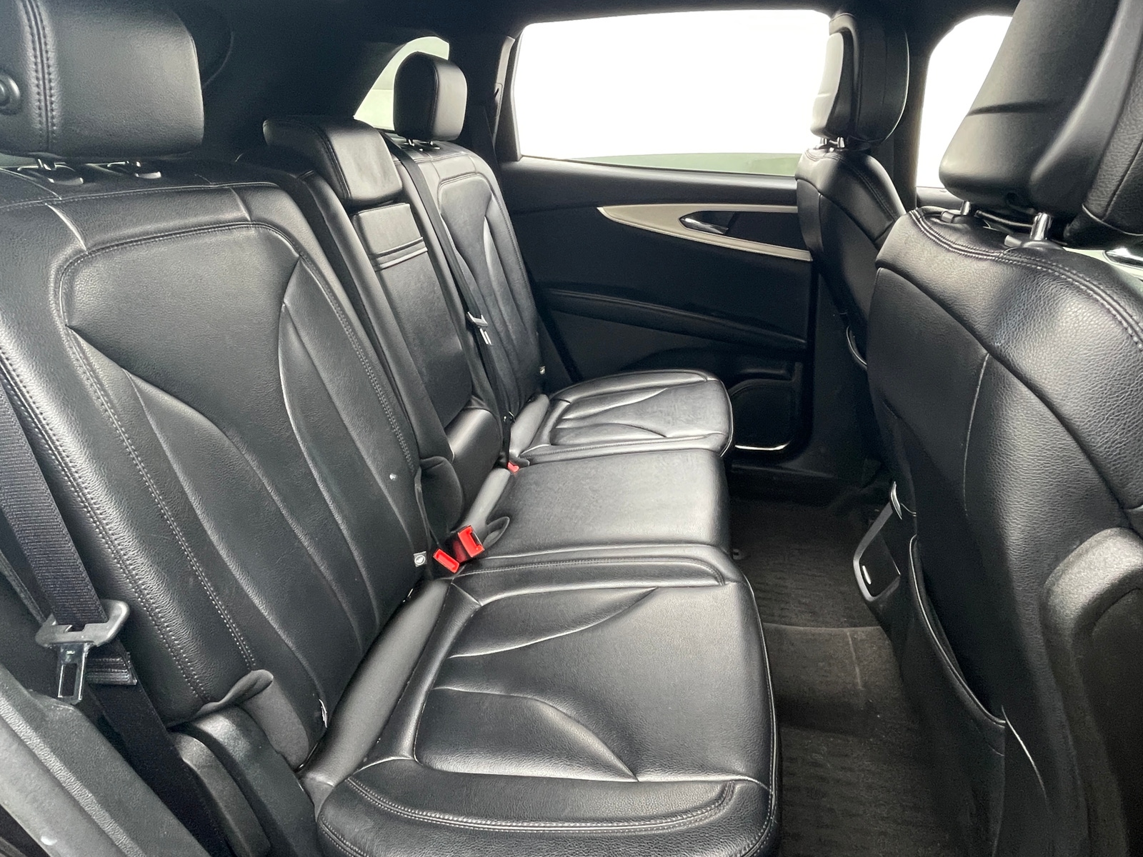 Thumbnail: 2020 Lincoln Nautilus - 5