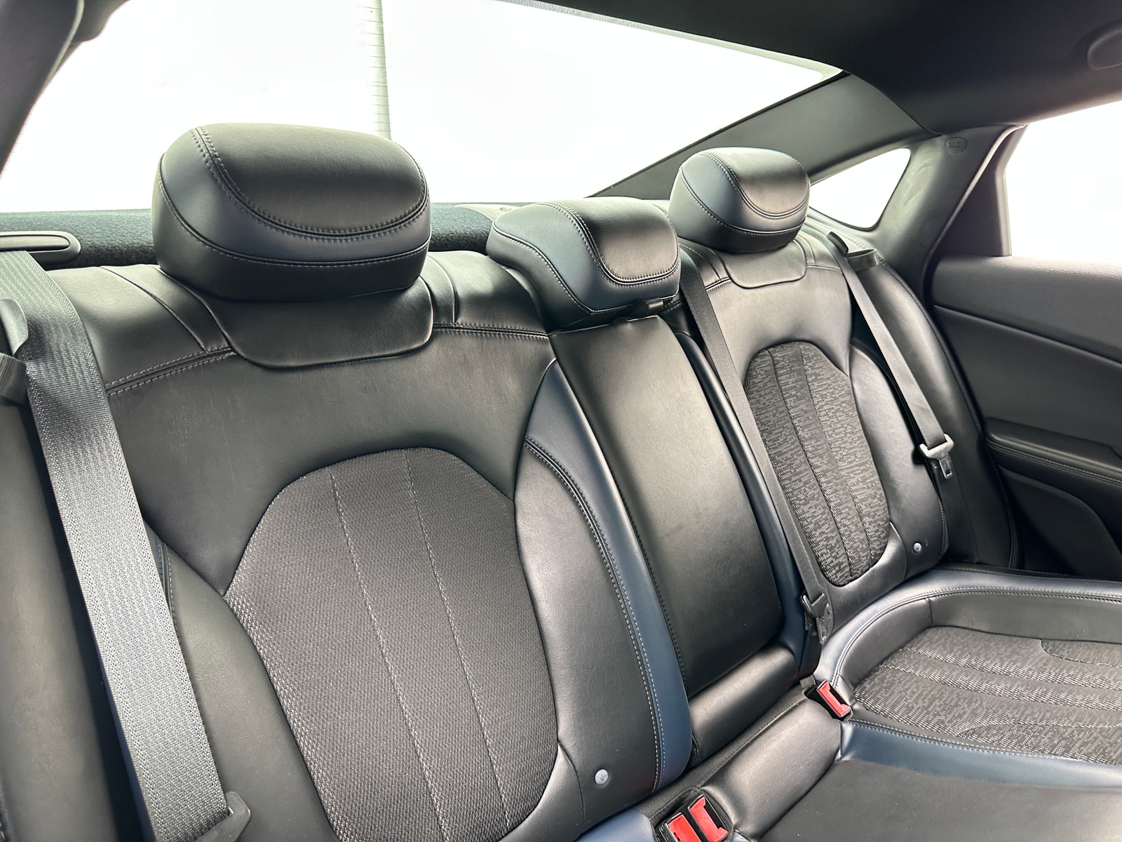 Thumbnail: 2015 Chrysler 200 - 5