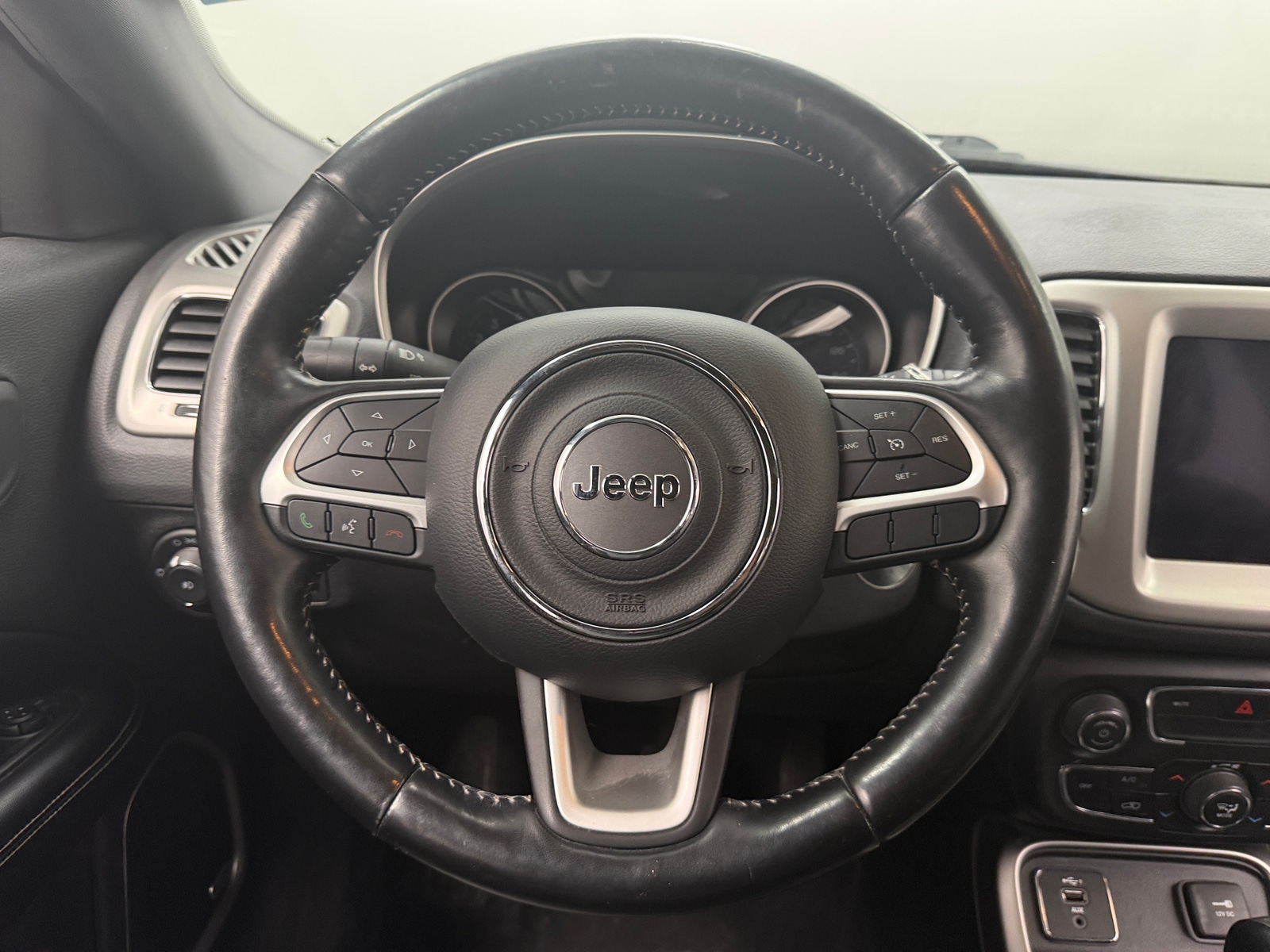 Thumbnail: 2021 Jeep Compass - 4