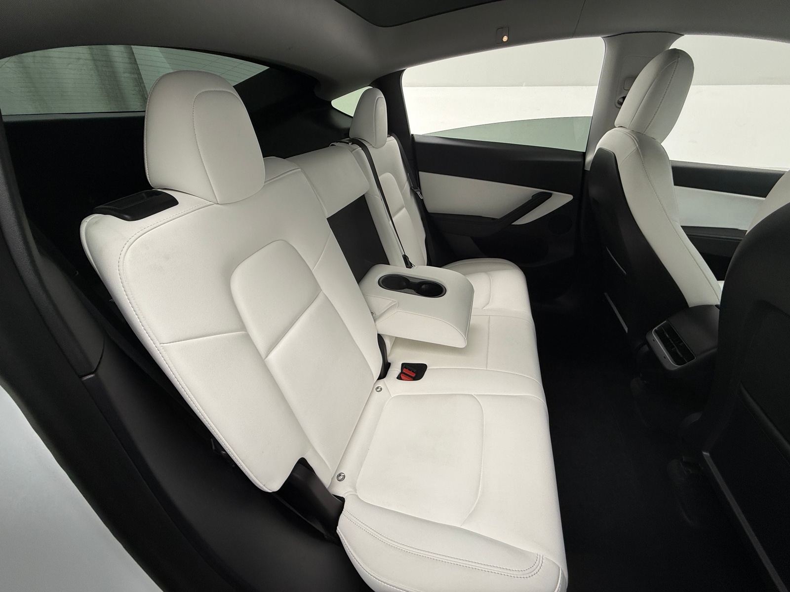 Thumbnail: 2021 Tesla Model Y - 4