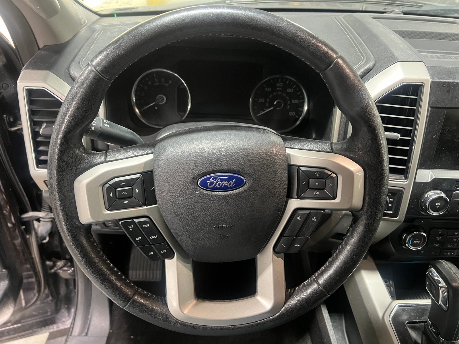 Thumbnail: 2018 Ford Econoline - 4