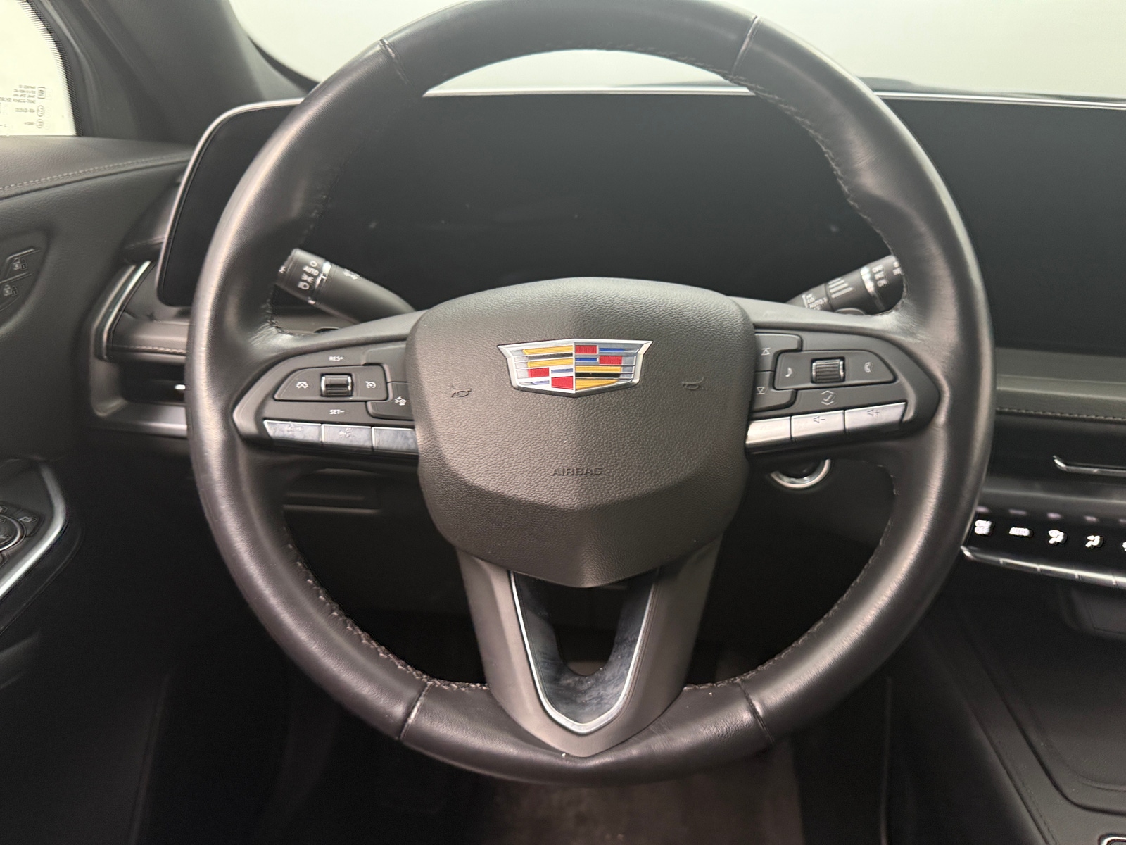 Thumbnail: 2024 Cadillac XT4 - 4