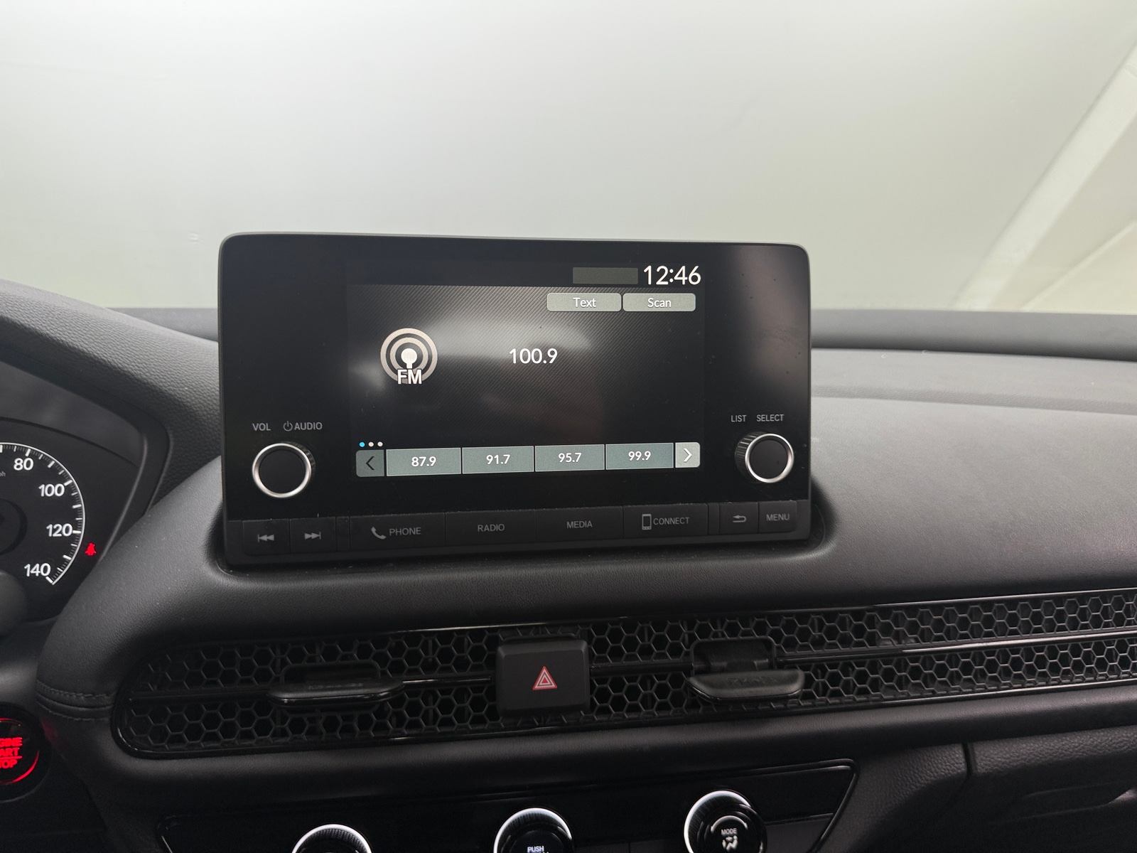 Thumbnail: 2023 Honda HR-V - 4