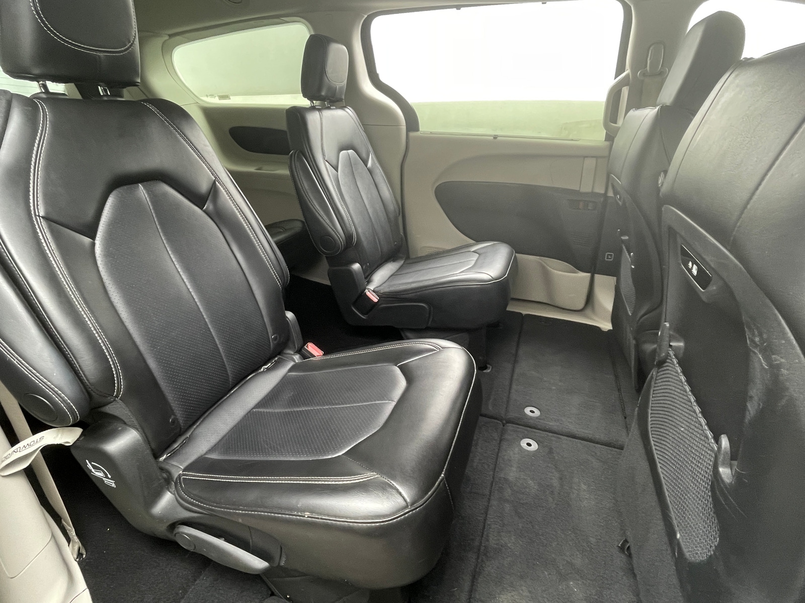 Thumbnail: 2024 Chrysler Pacifica - 5