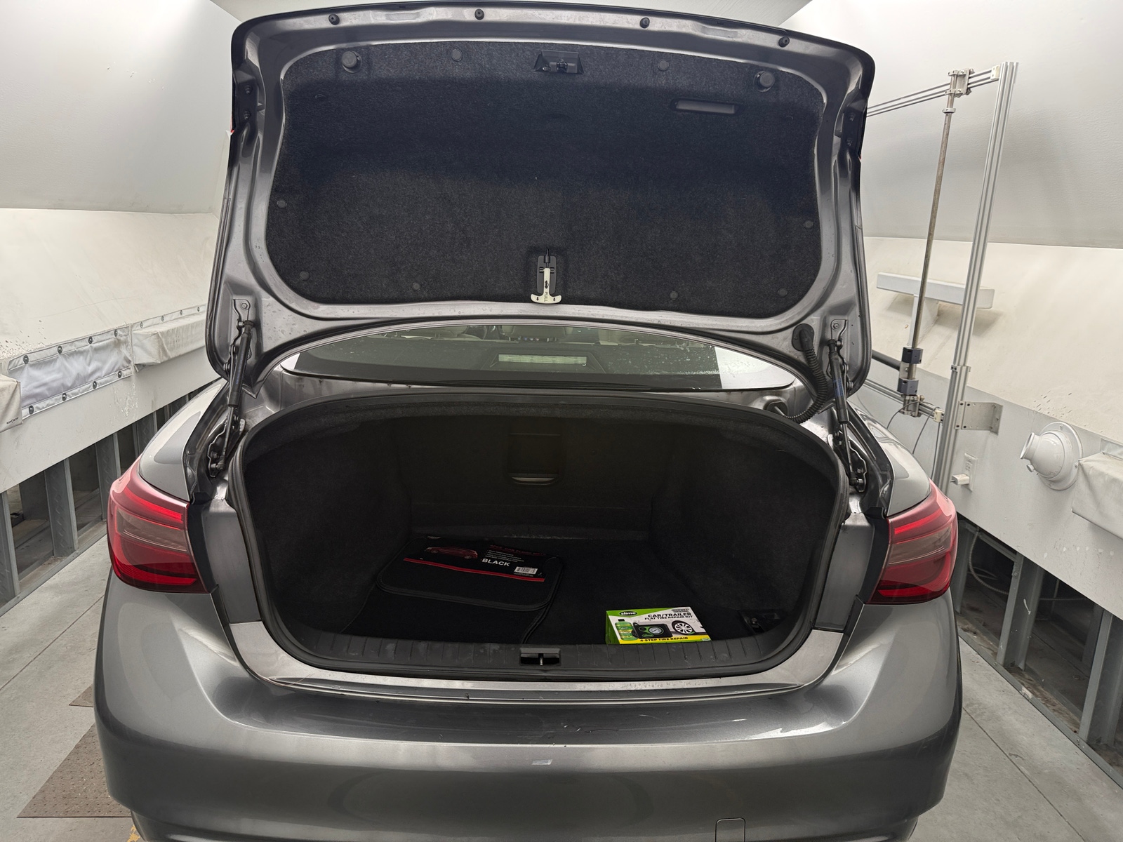 Thumbnail: 2019 INFINITI Q50 - 6