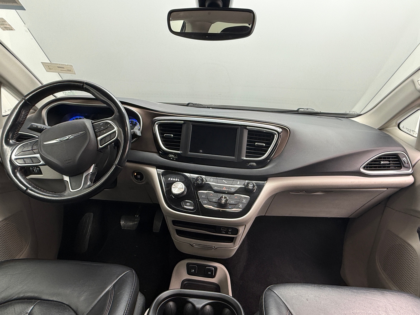 Thumbnail: 2019 Chrysler Pacifica - 2