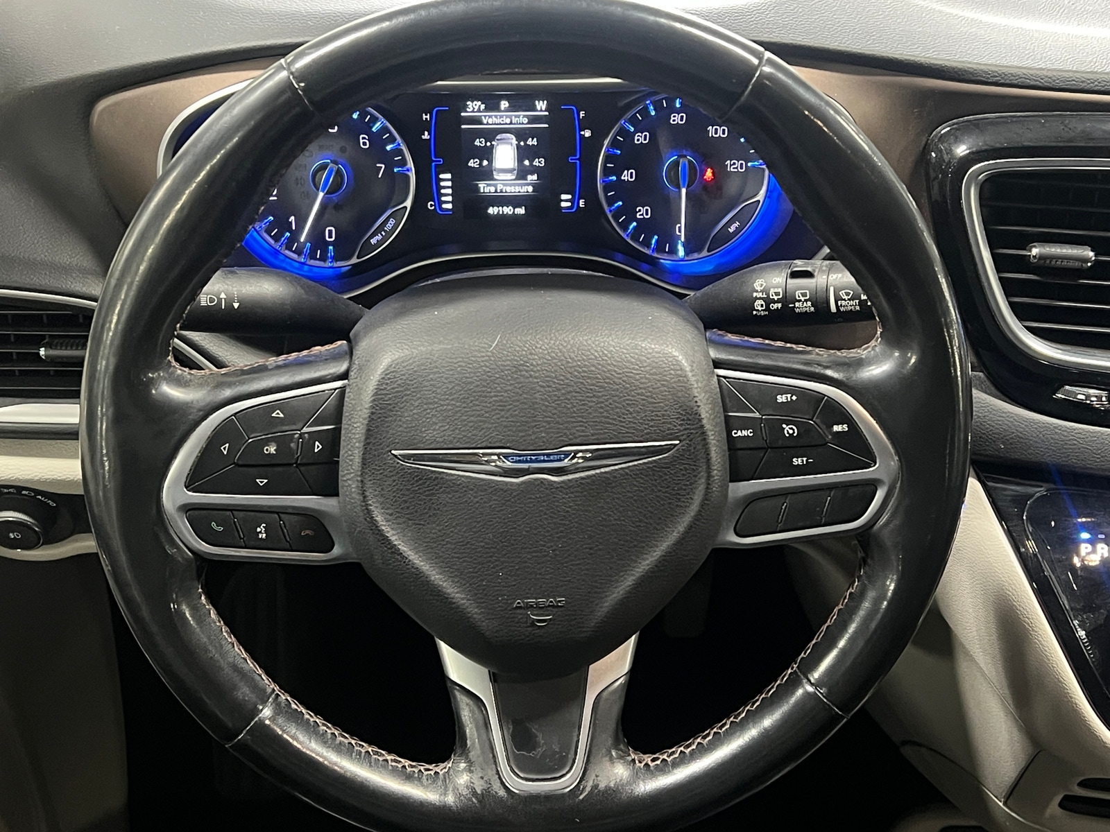 Thumbnail: 2019 Chrysler Pacifica - 4