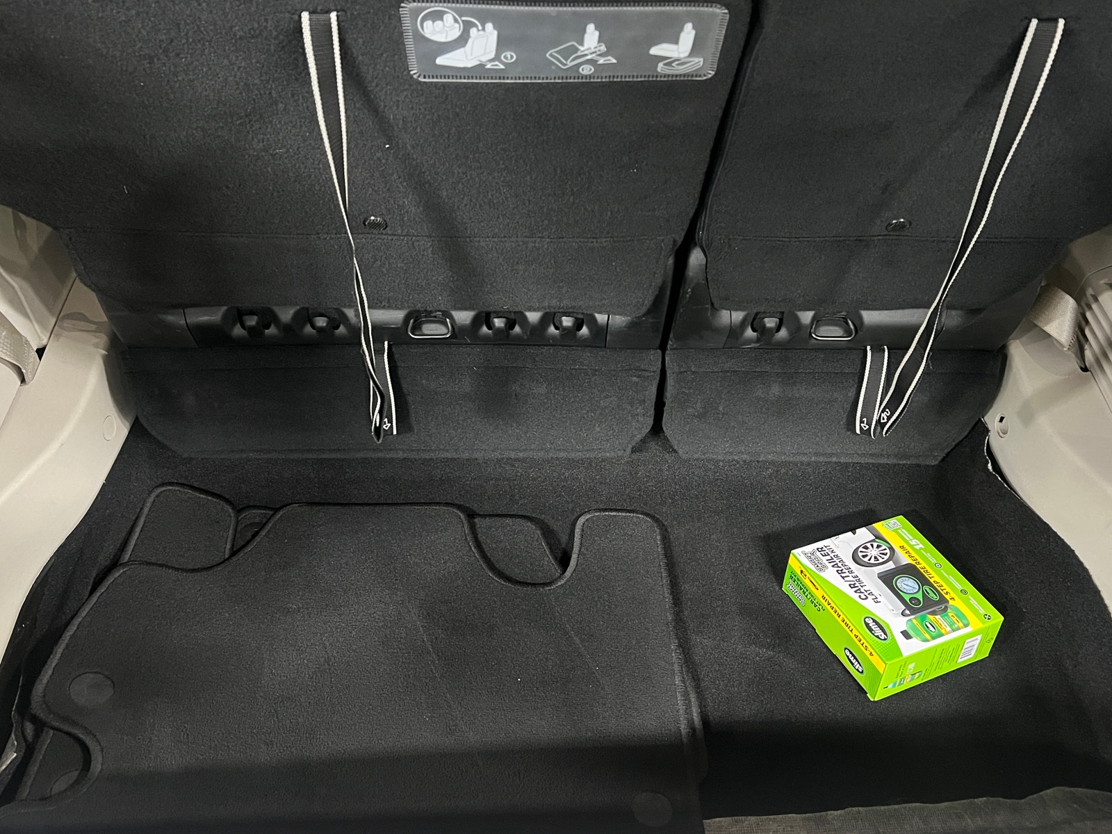 Thumbnail: 2019 Chrysler Pacifica - 6