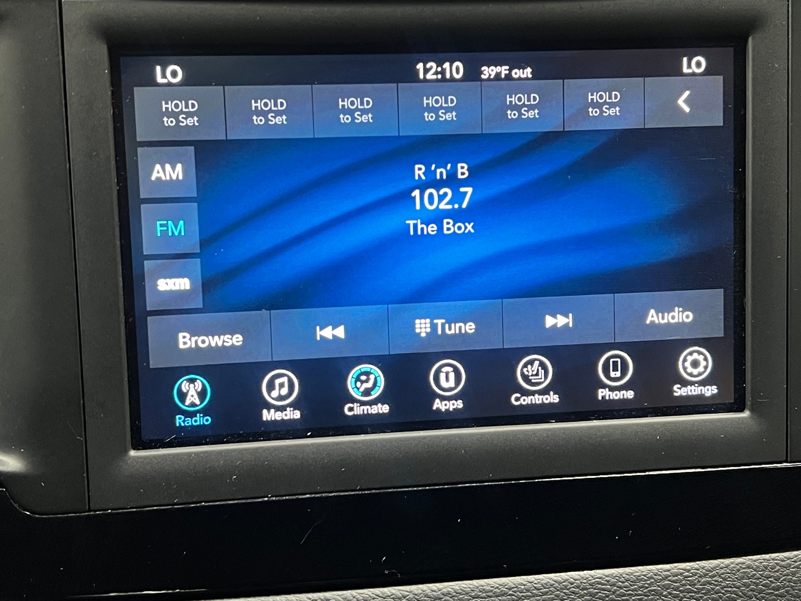 Thumbnail: 2019 Chrysler Pacifica - 3