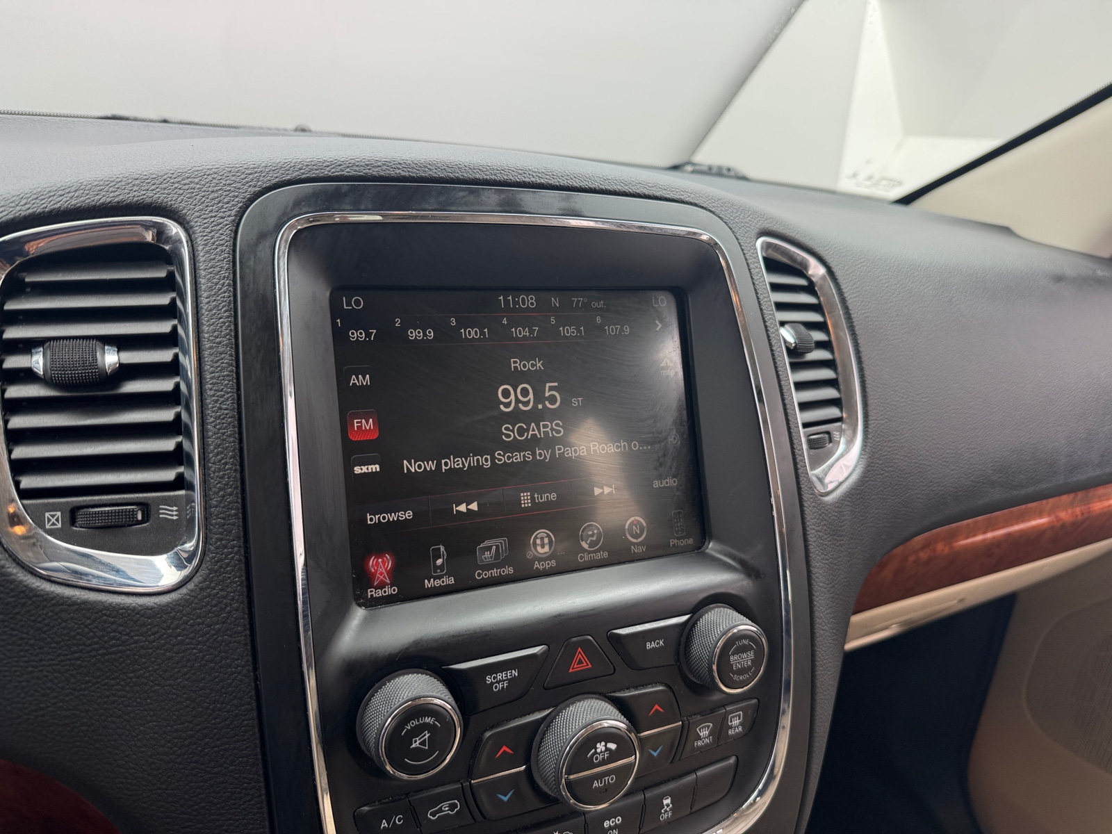 Thumbnail: 2015 Dodge Durango - 3