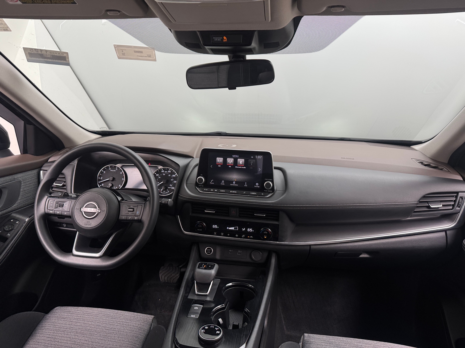 Thumbnail: 2023 Nissan Rogue - 3