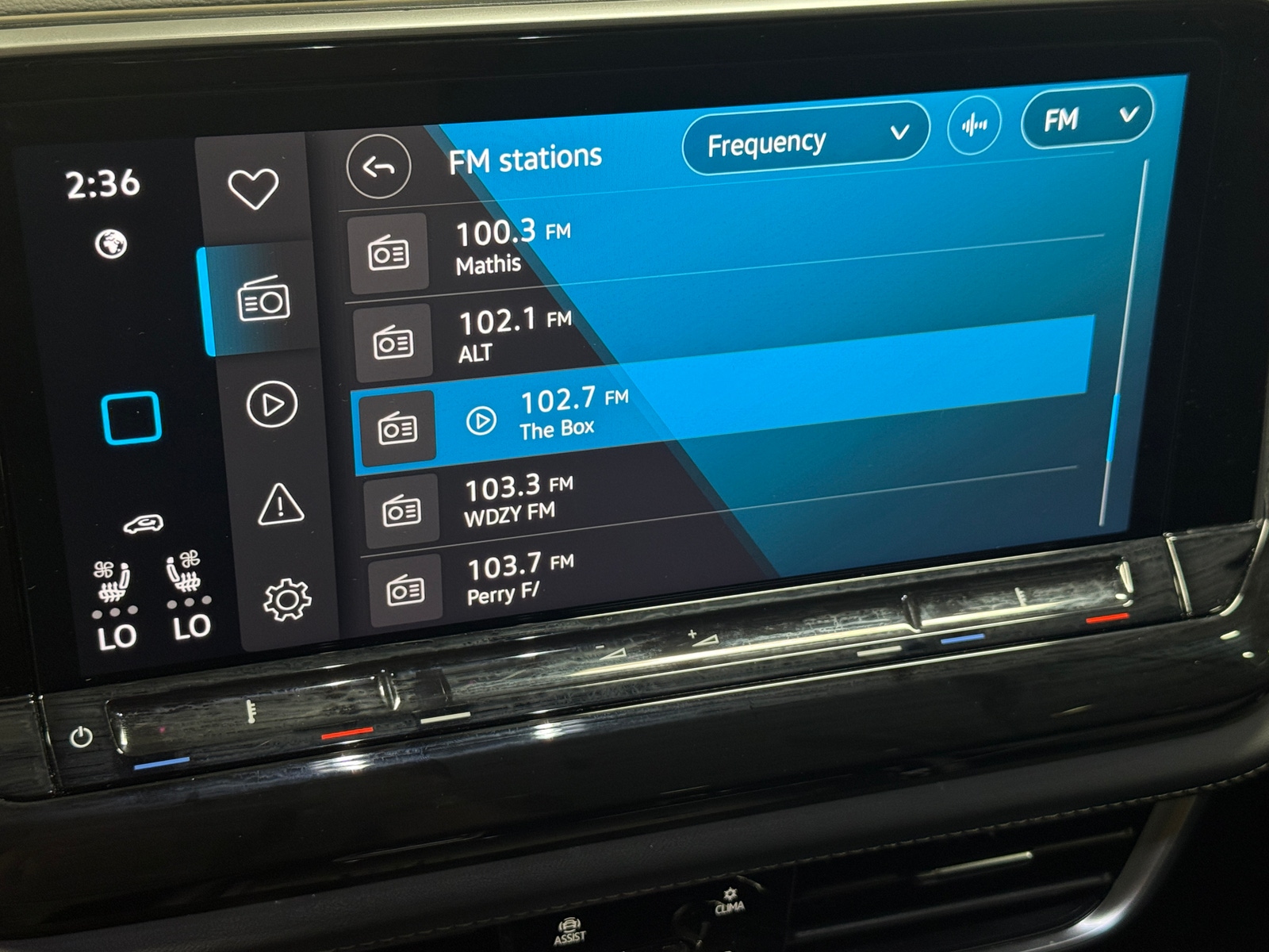 Thumbnail: 2025 Volkswagen Atlas - 3