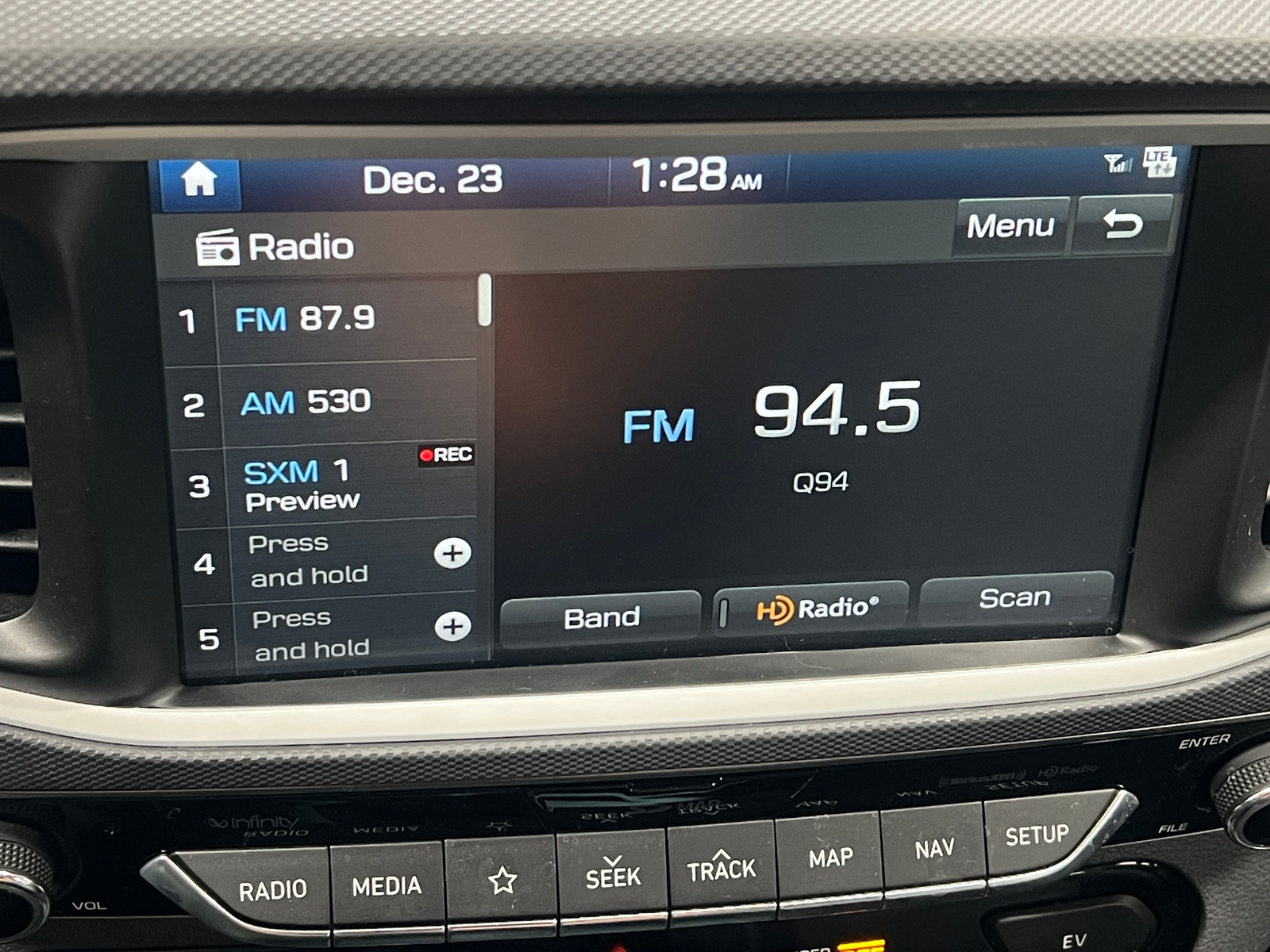 Thumbnail: 2019 Hyundai Ioniq - 3