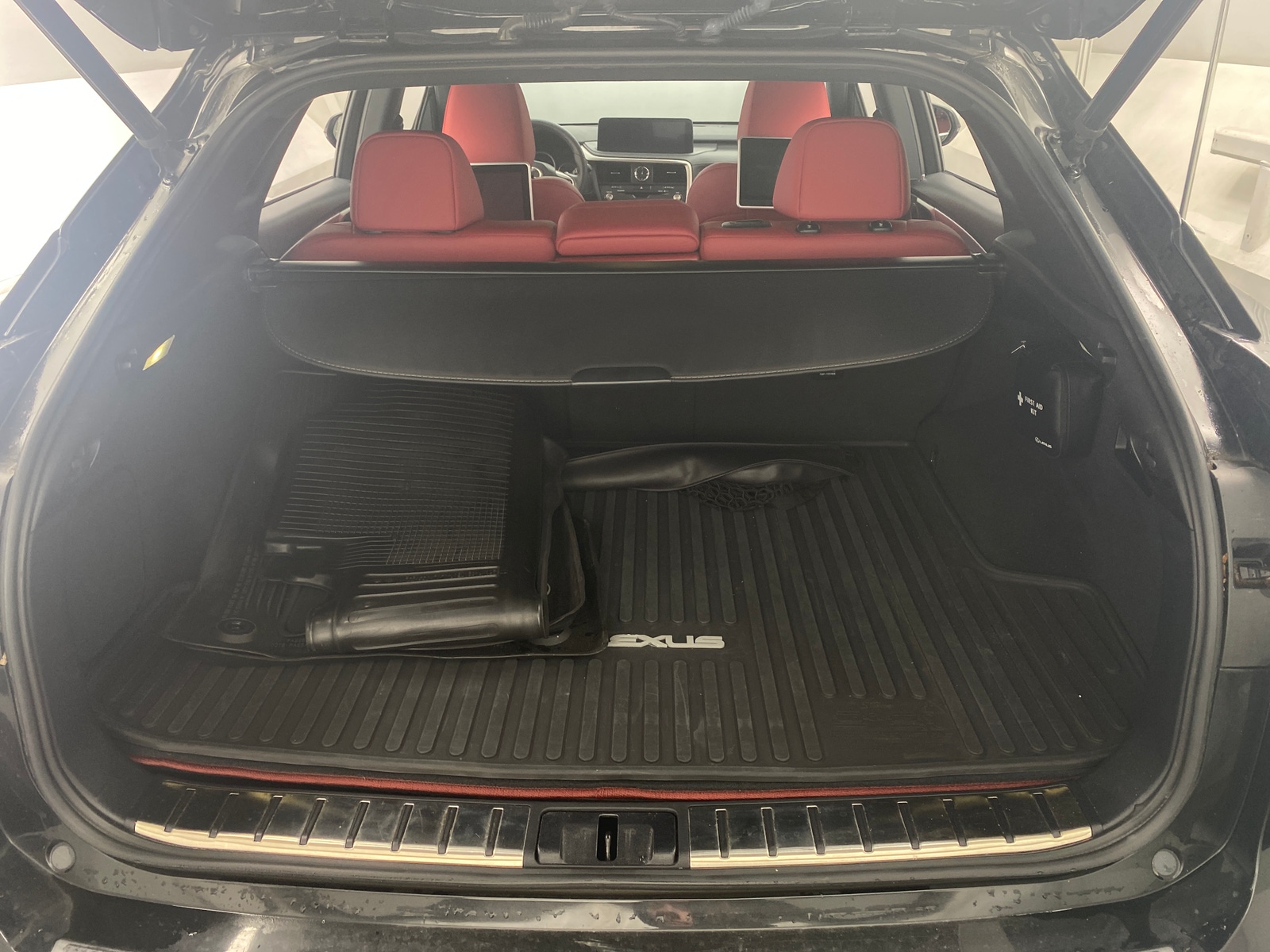 Thumbnail: 2020 Lexus RX - 6