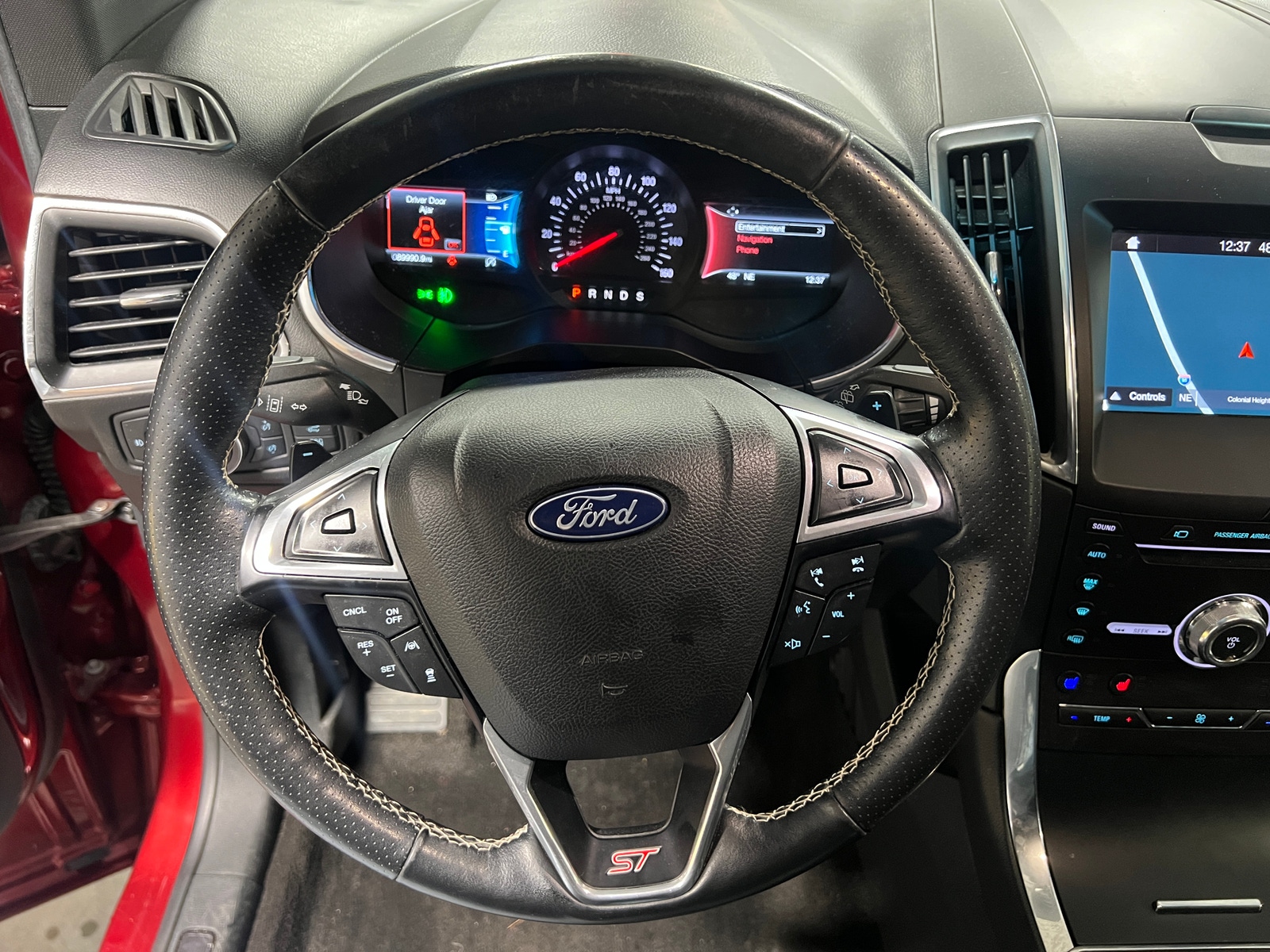 Thumbnail: 2019 Ford Edge - 4