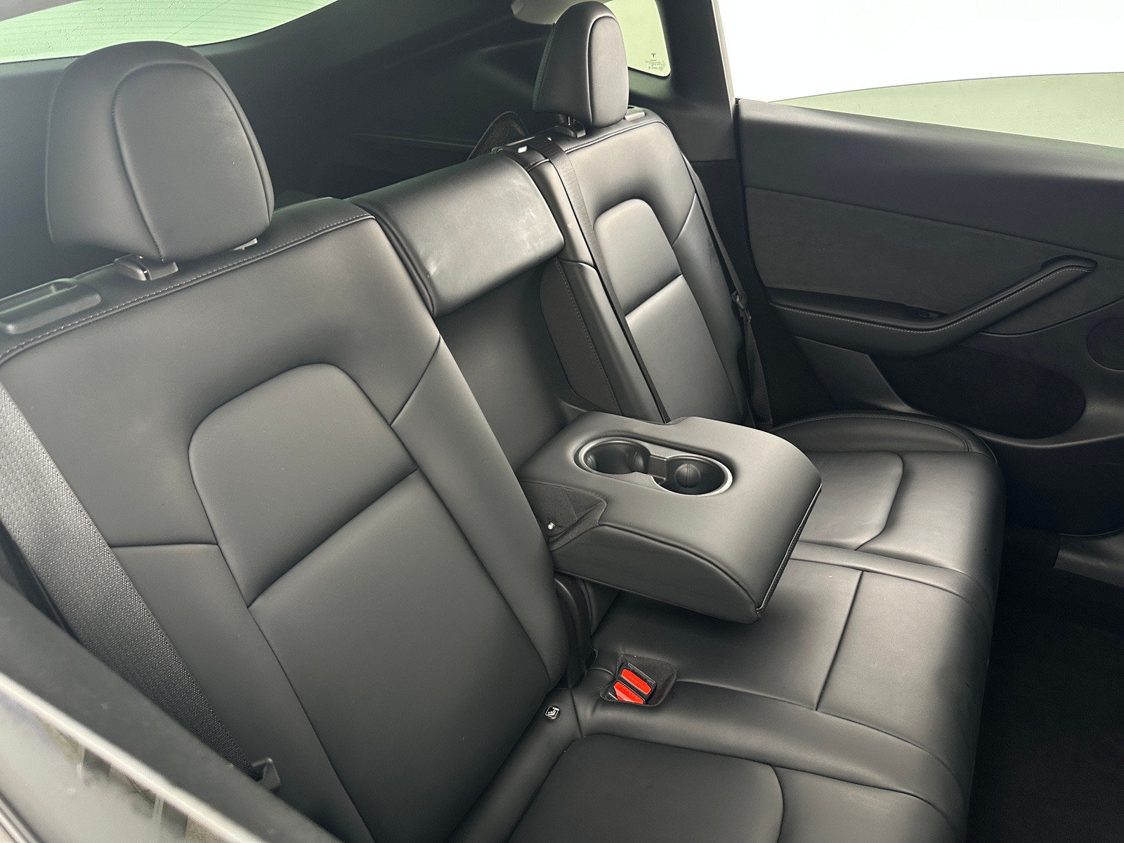 Thumbnail: 2022 Tesla Model Y - 5