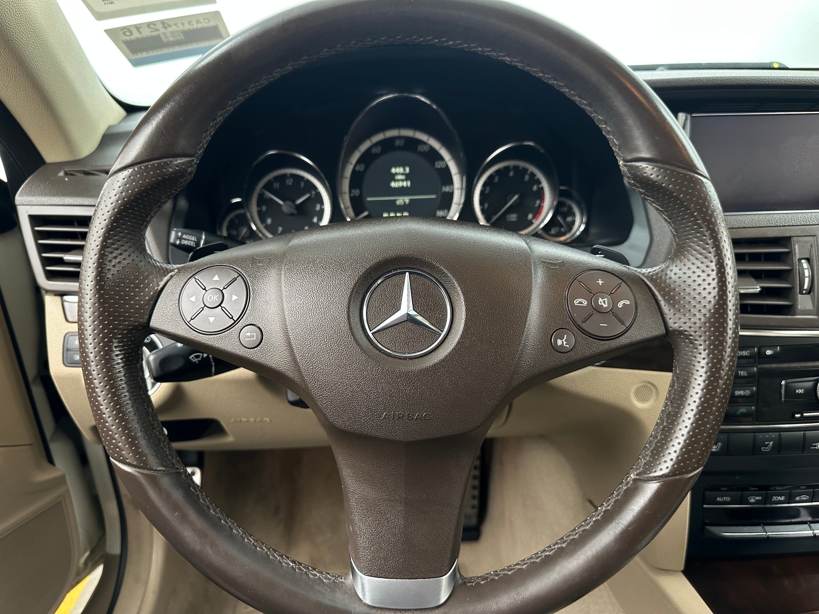 Thumbnail: 2011 Mercedes-Benz E-Class - 4