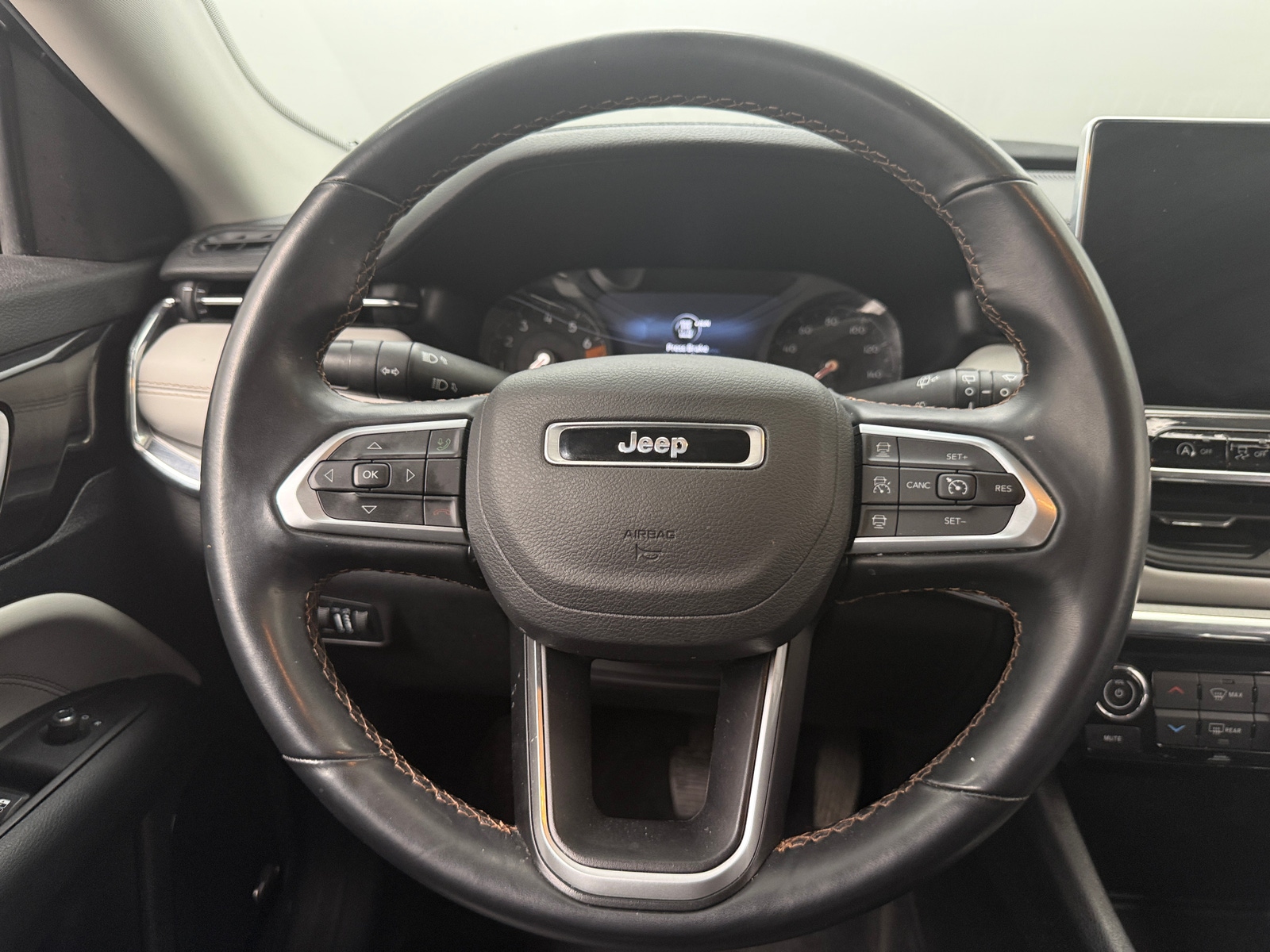 Thumbnail: 2022 Jeep Compass - 4