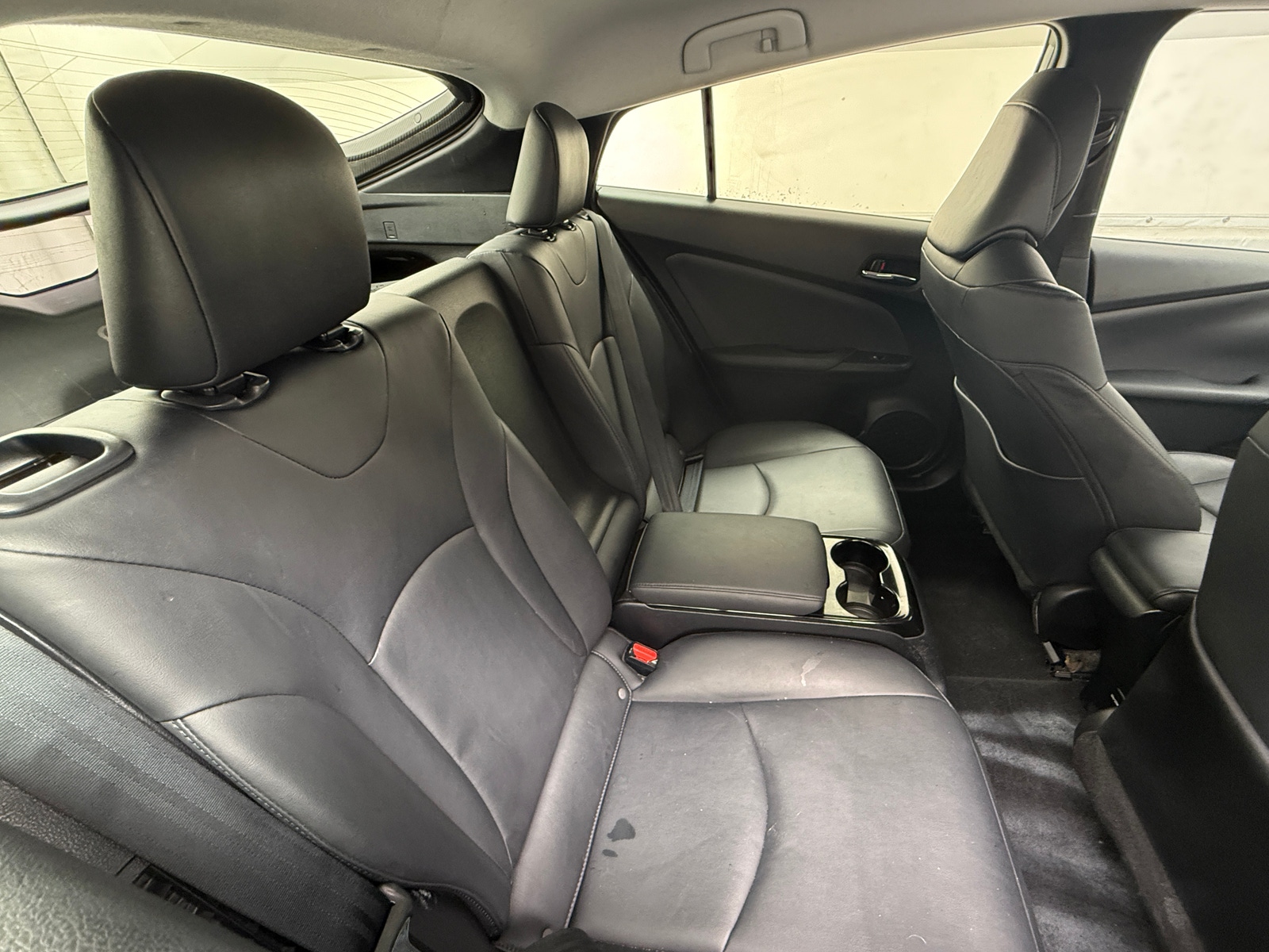 Thumbnail: 2017 Toyota Prius Prime - 6