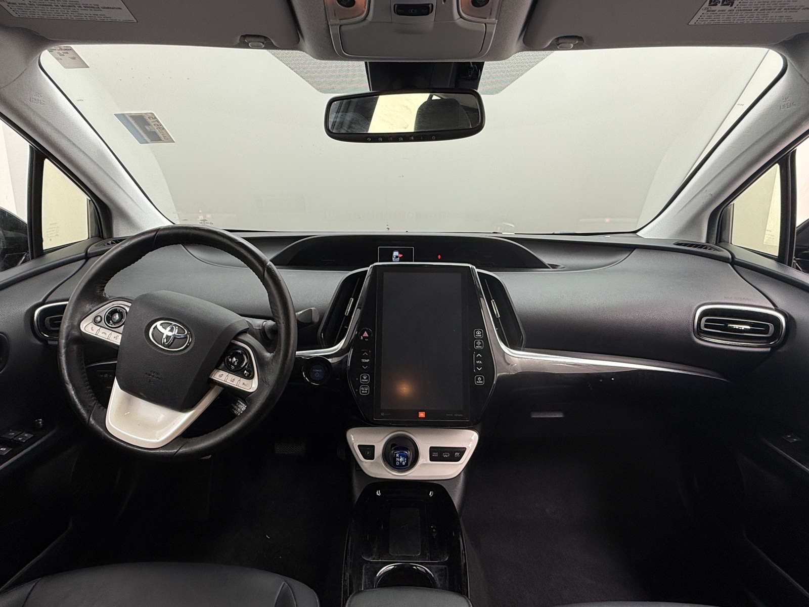 Thumbnail: 2017 Toyota Prius Prime - 3