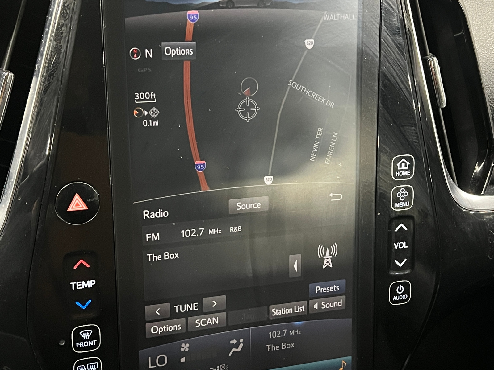 Thumbnail: 2017 Toyota Prius Prime - 4