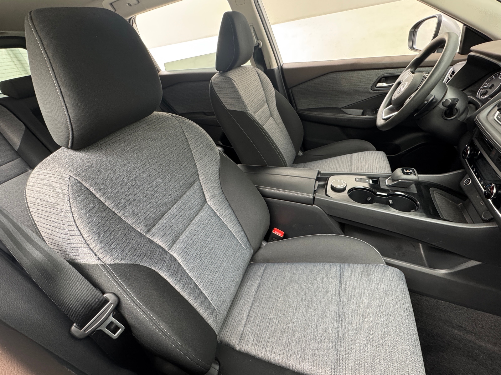 Thumbnail: 2023 Nissan Rogue - 2