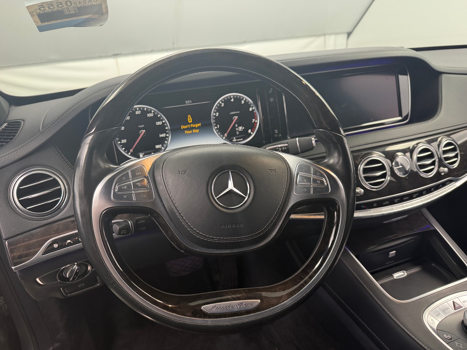 Thumbnail: 2015 Mercedes-Benz S-Class - 4
