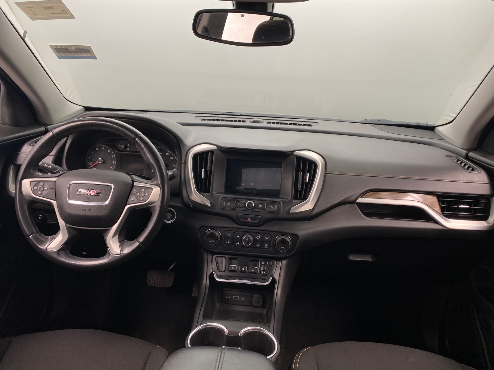 Thumbnail: 2018 GMC Terrain - 3