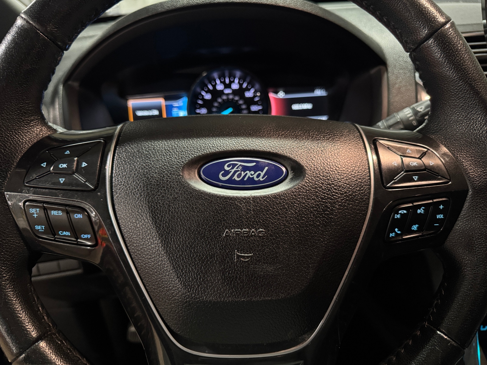 Thumbnail: 2018 Ford Explorer - 4