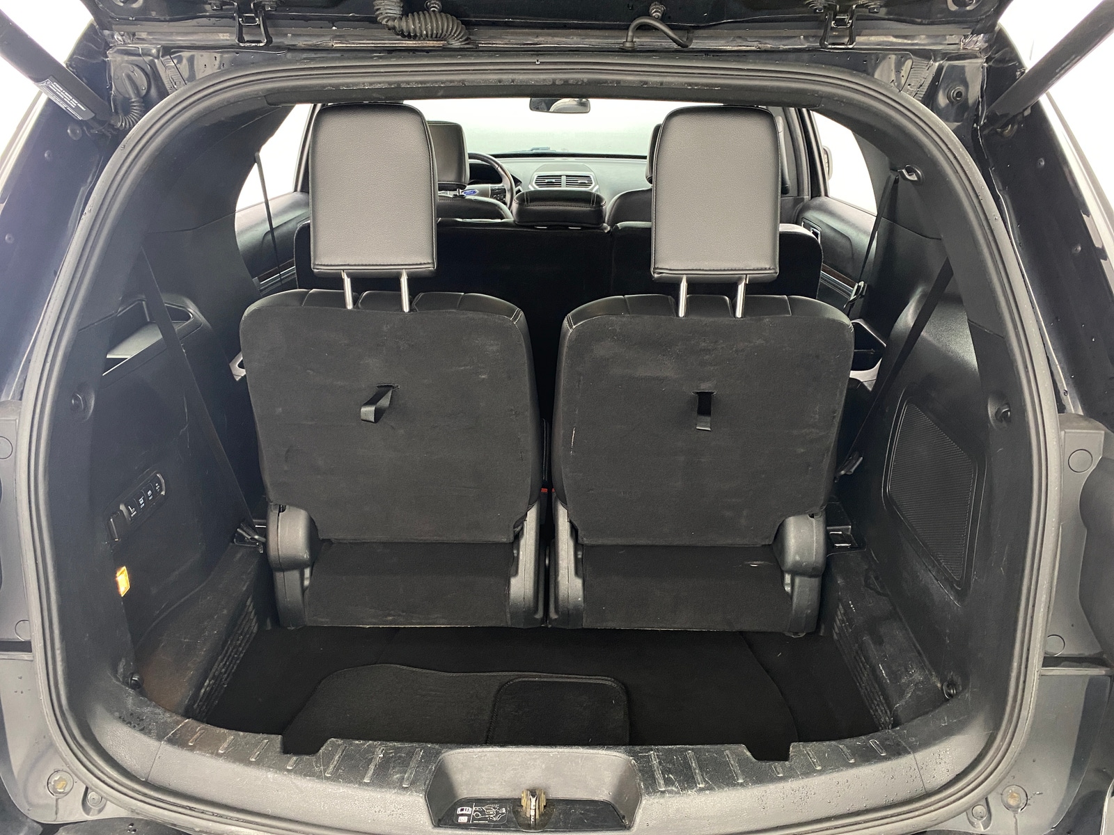 Thumbnail: 2018 Ford Explorer - 6