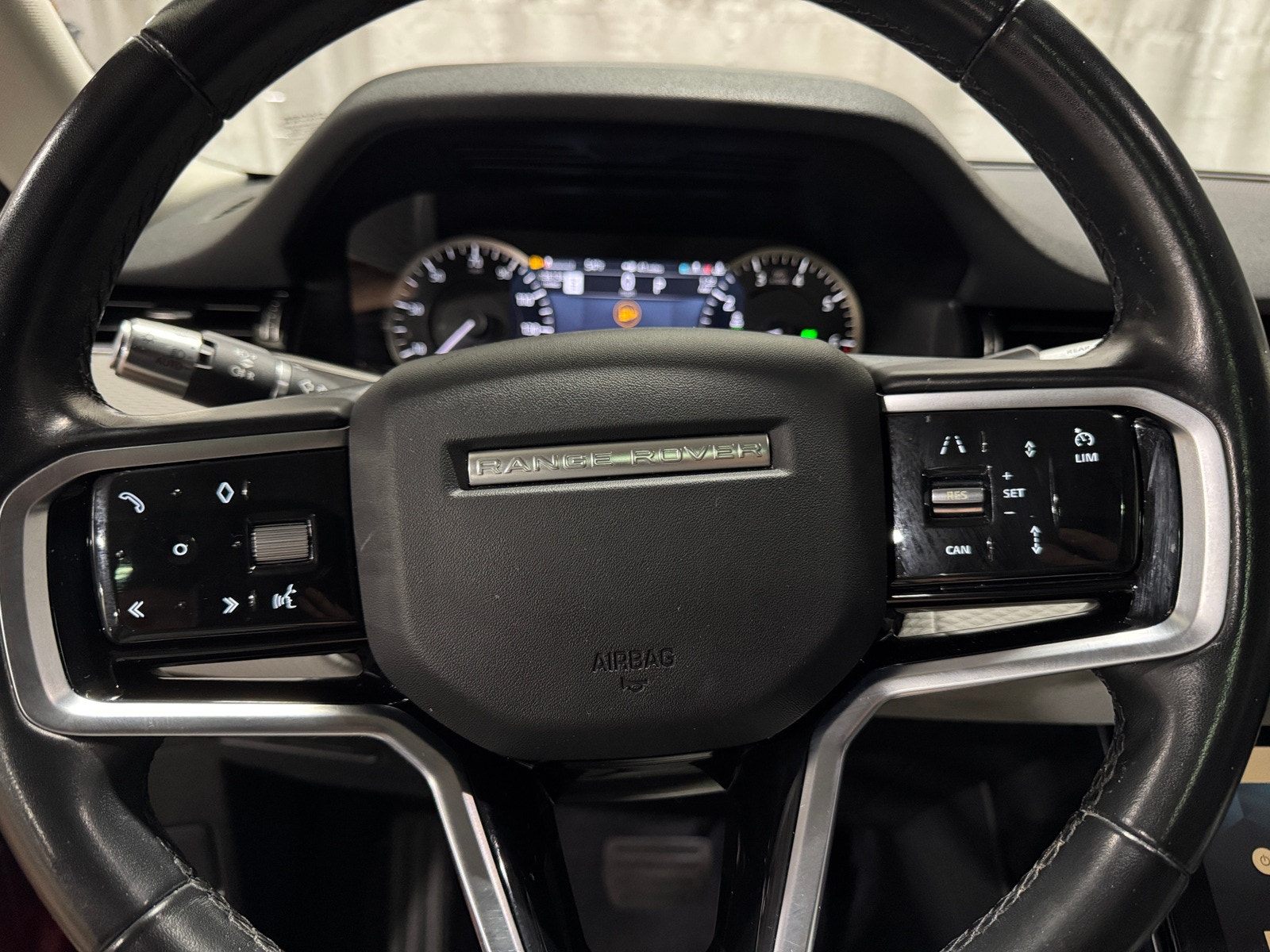 Thumbnail: 2021 Land Rover Range Rover Evoque - 4