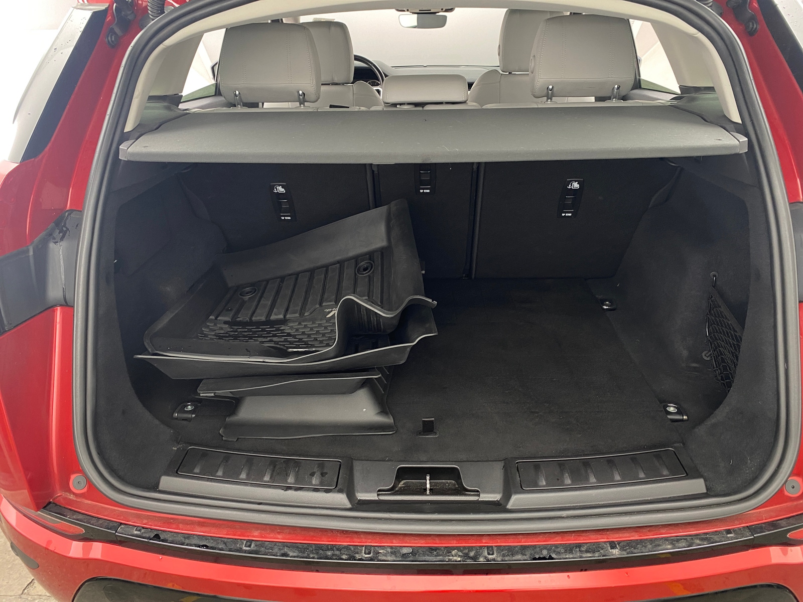 Thumbnail: 2021 Land Rover Range Rover Evoque - 6