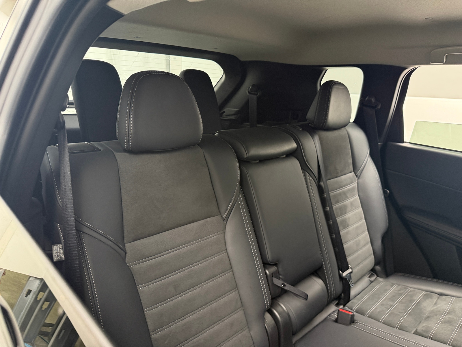 Thumbnail: 2025 Mitsubishi Outlander - 5